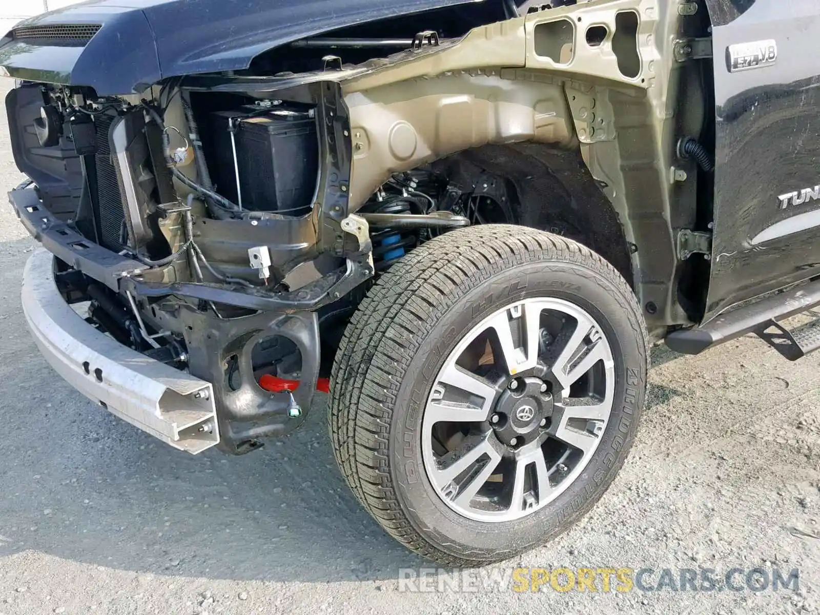 7 Photograph of a damaged car 5TFDW5F13KX786366 TOYOTA TUNDRA CRE 2019