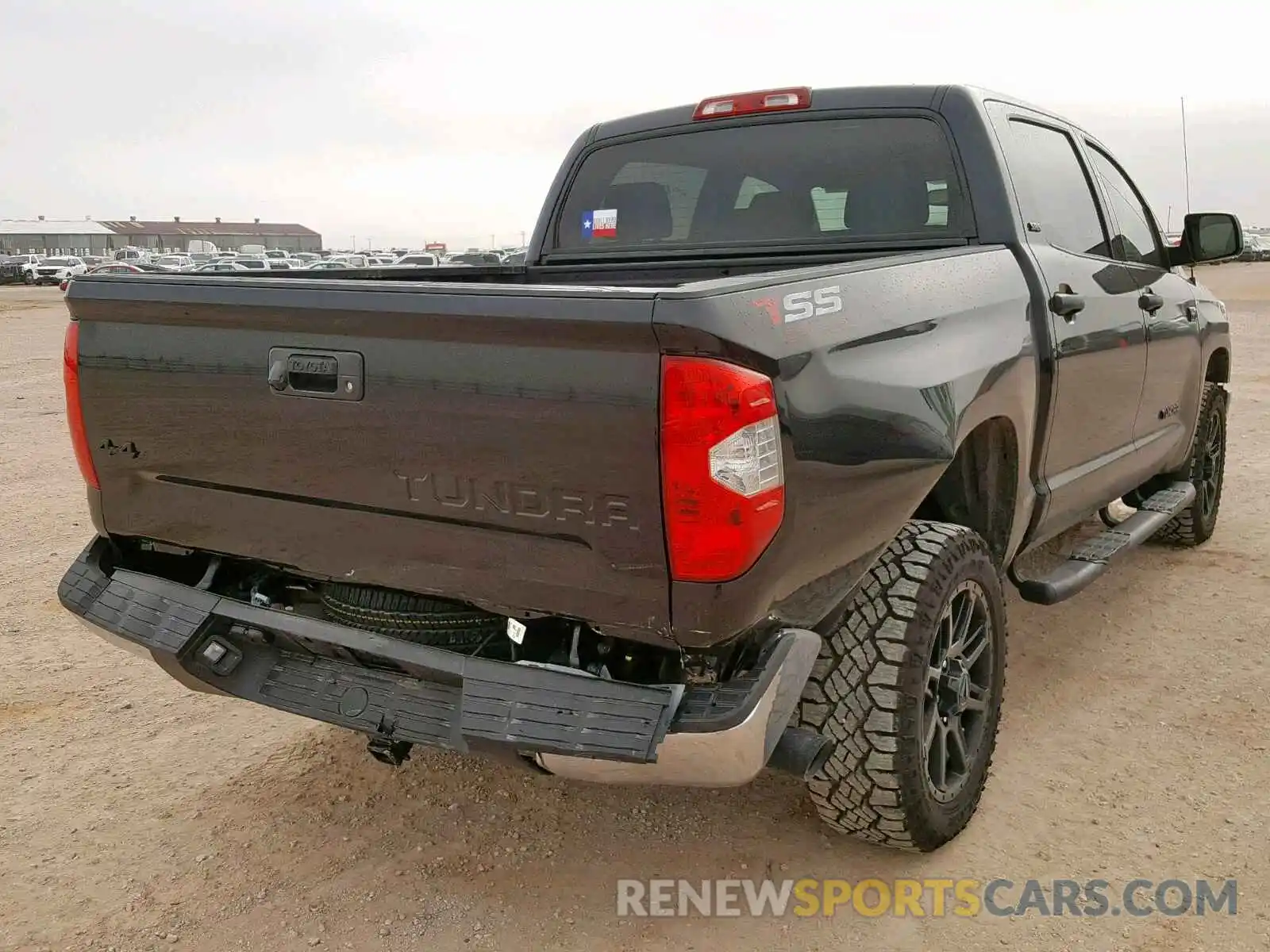 4 Photograph of a damaged car 5TFDW5F14KX822646 TOYOTA TUNDRA CRE 2019