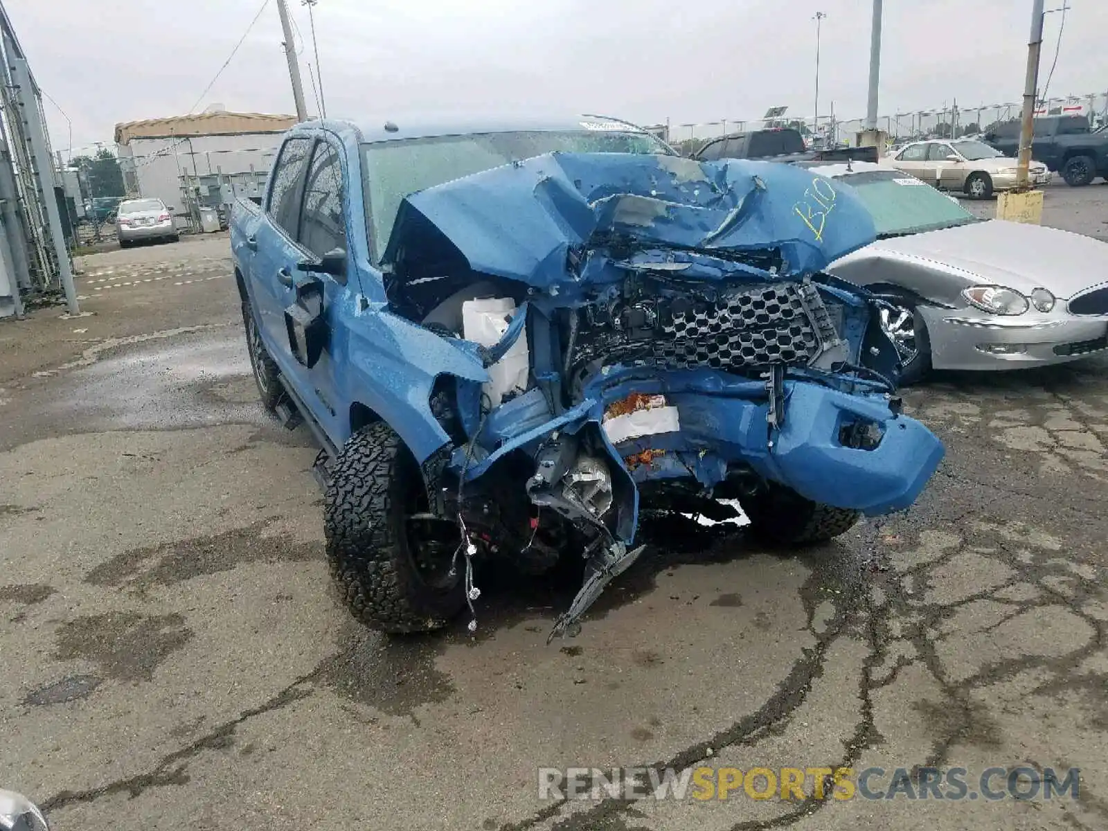 1 Photograph of a damaged car 5TFDW5F14KX828432 TOYOTA TUNDRA CRE 2019