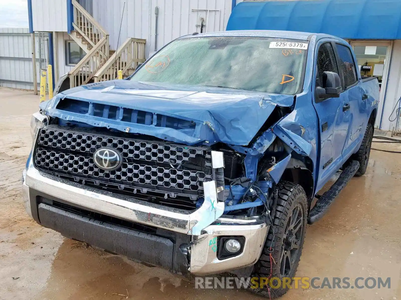 2 Photograph of a damaged car 5TFDW5F15KX867112 TOYOTA TUNDRA CRE 2019