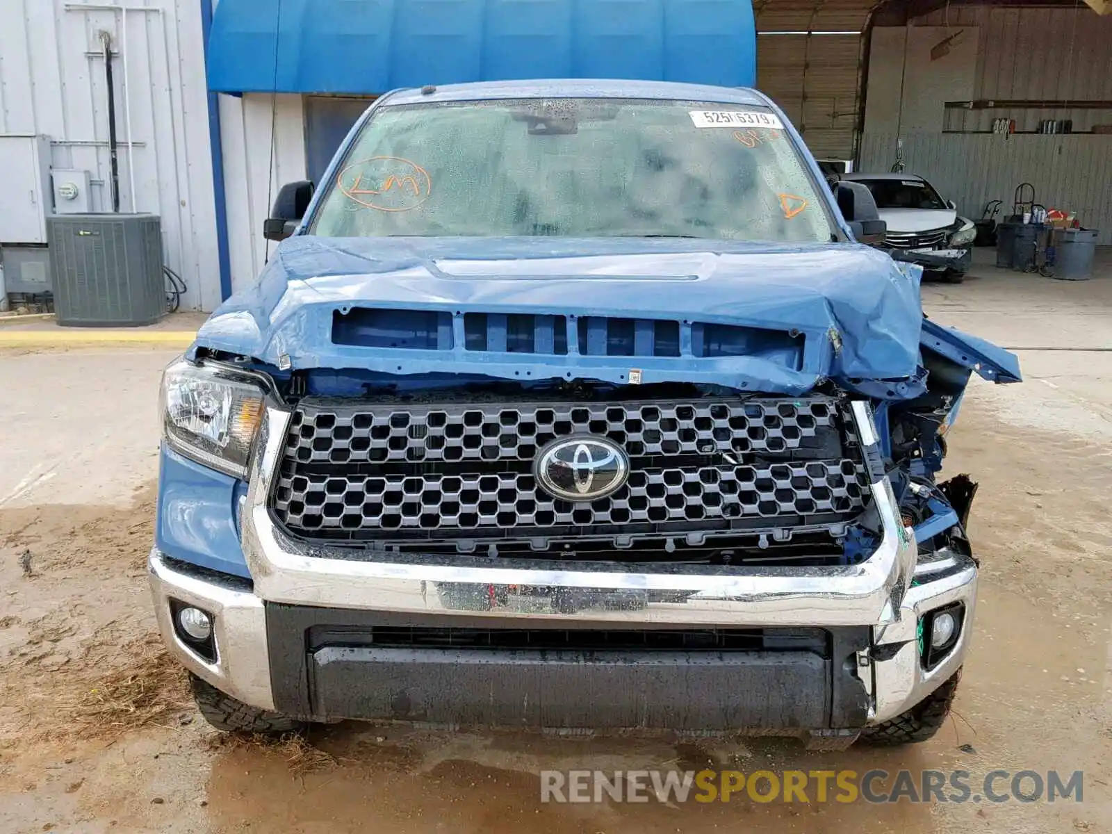 9 Photograph of a damaged car 5TFDW5F15KX867112 TOYOTA TUNDRA CRE 2019