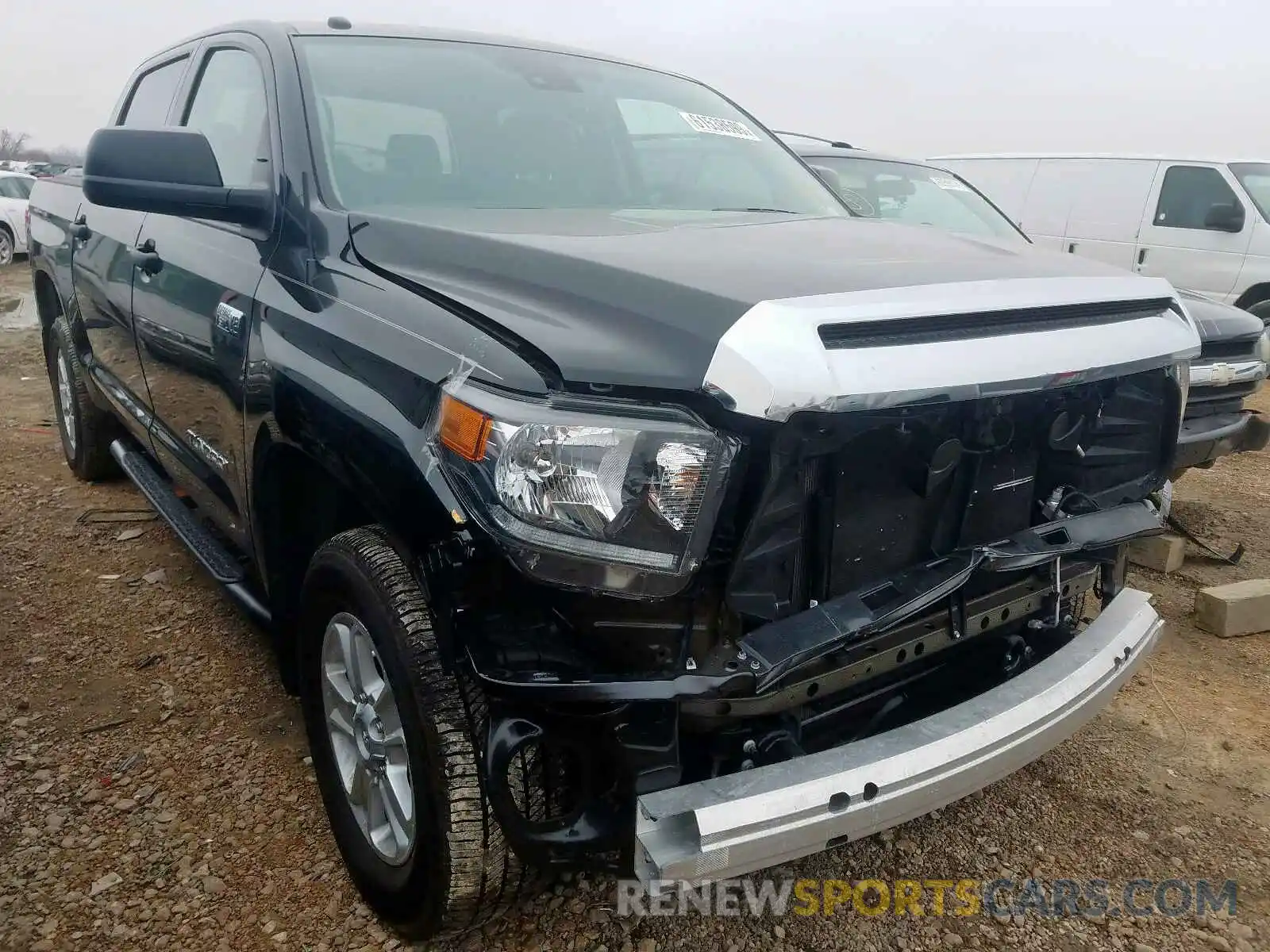 1 Photograph of a damaged car 5TFDW5F18KX790817 TOYOTA TUNDRA CRE 2019