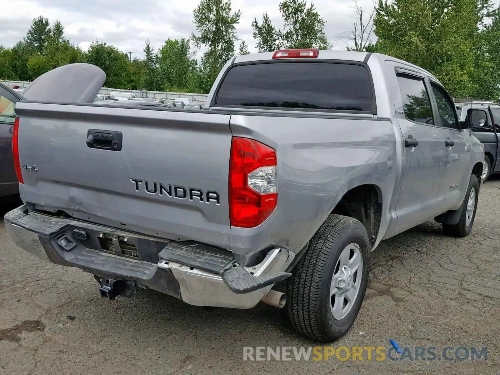 4 Фотография поврежденного автомобиля 5TFDY5F12KX804026 TOYOTA TUNDRA CRE 2019