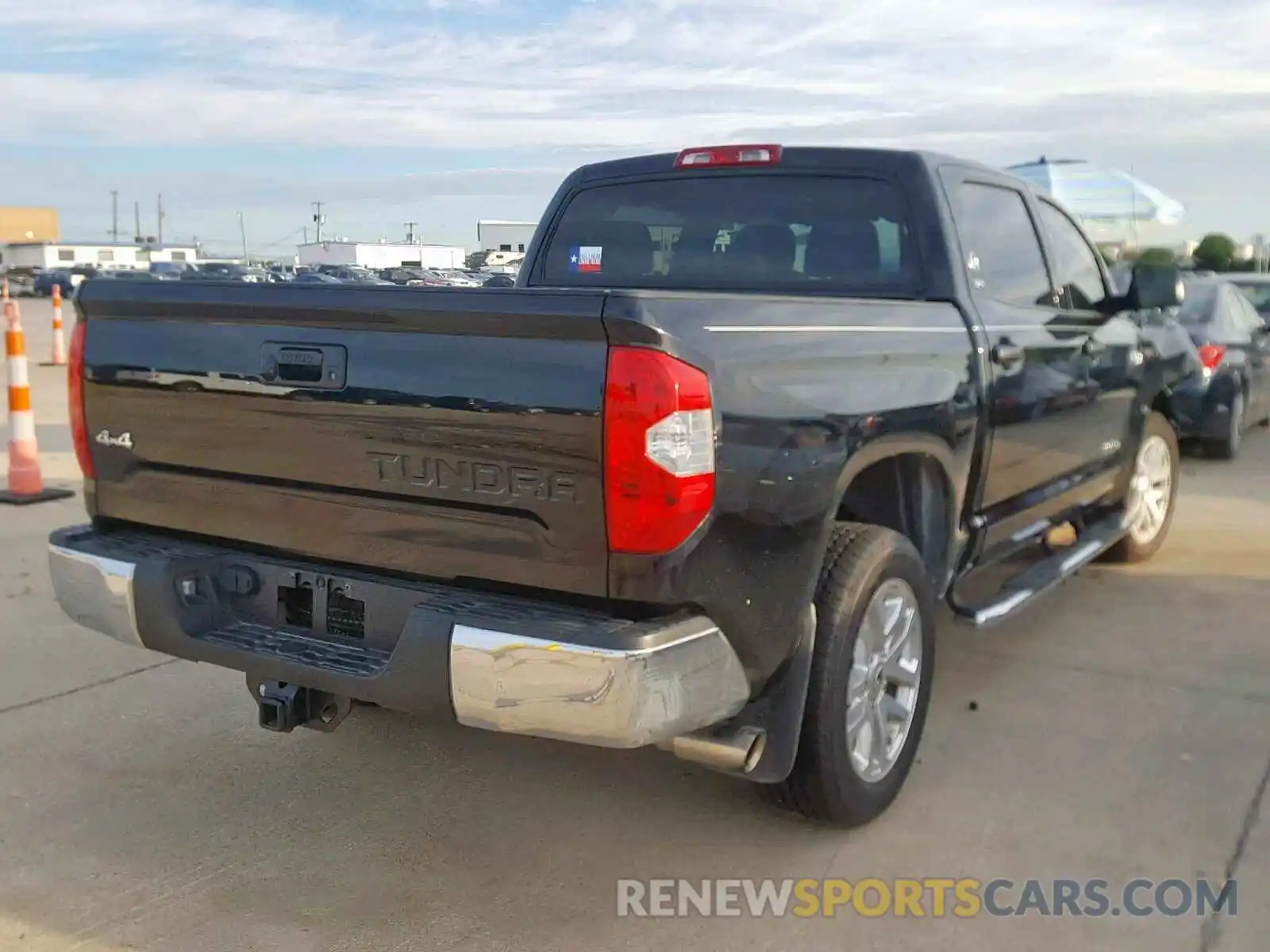 4 Photograph of a damaged car 5TFDY5F13KX784515 TOYOTA TUNDRA CRE 2019