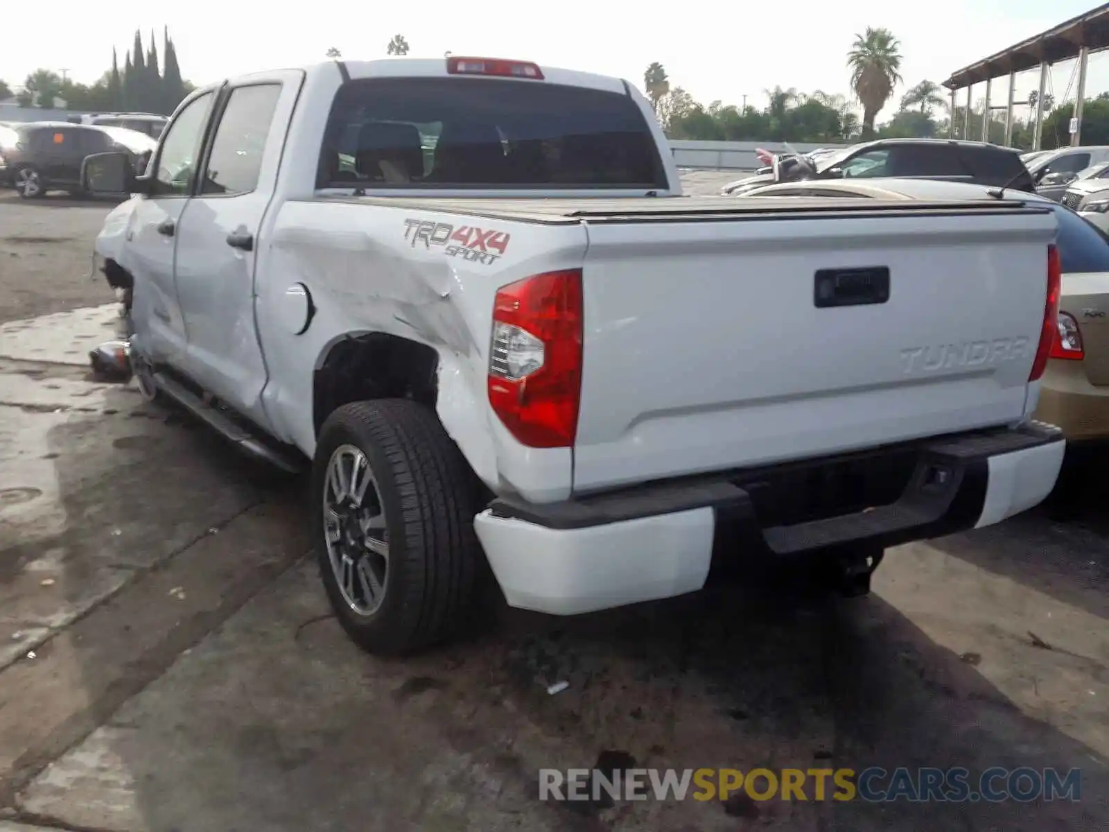 3 Photograph of a damaged car 5TFDY5F13KX822616 TOYOTA TUNDRA CRE 2019