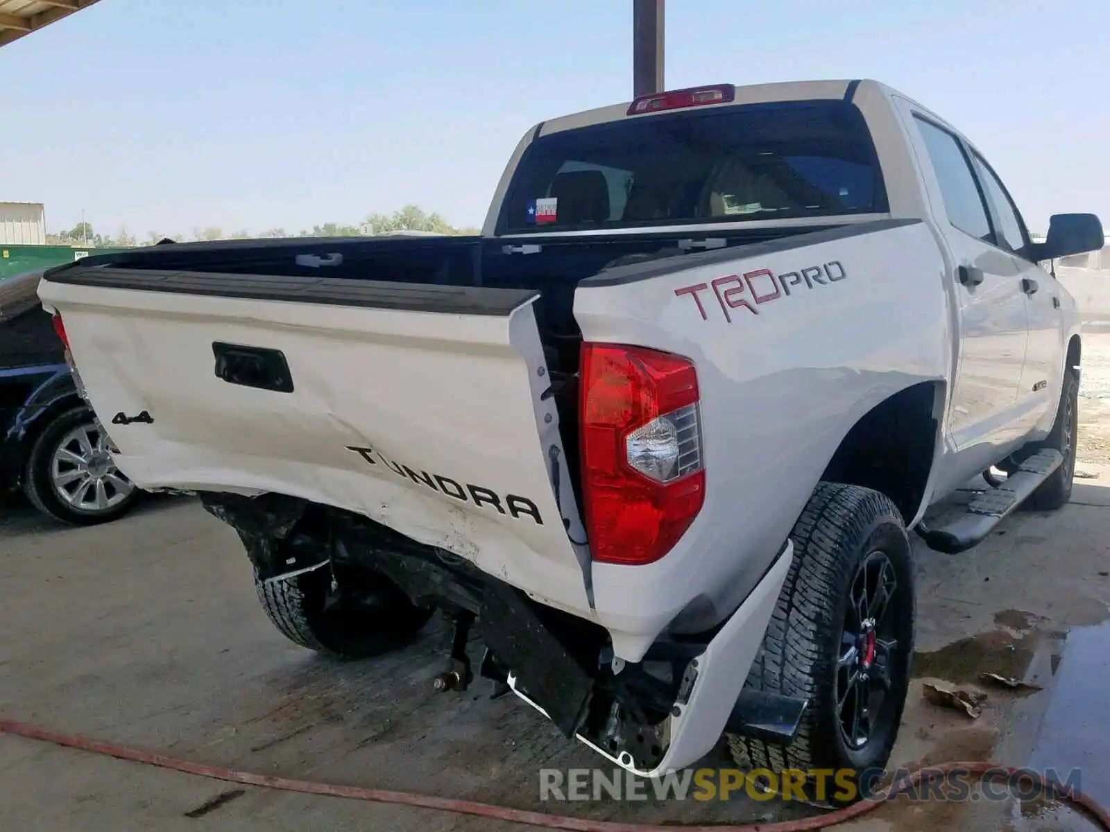 4 Photograph of a damaged car 5TFDY5F15KX843127 TOYOTA TUNDRA CRE 2019