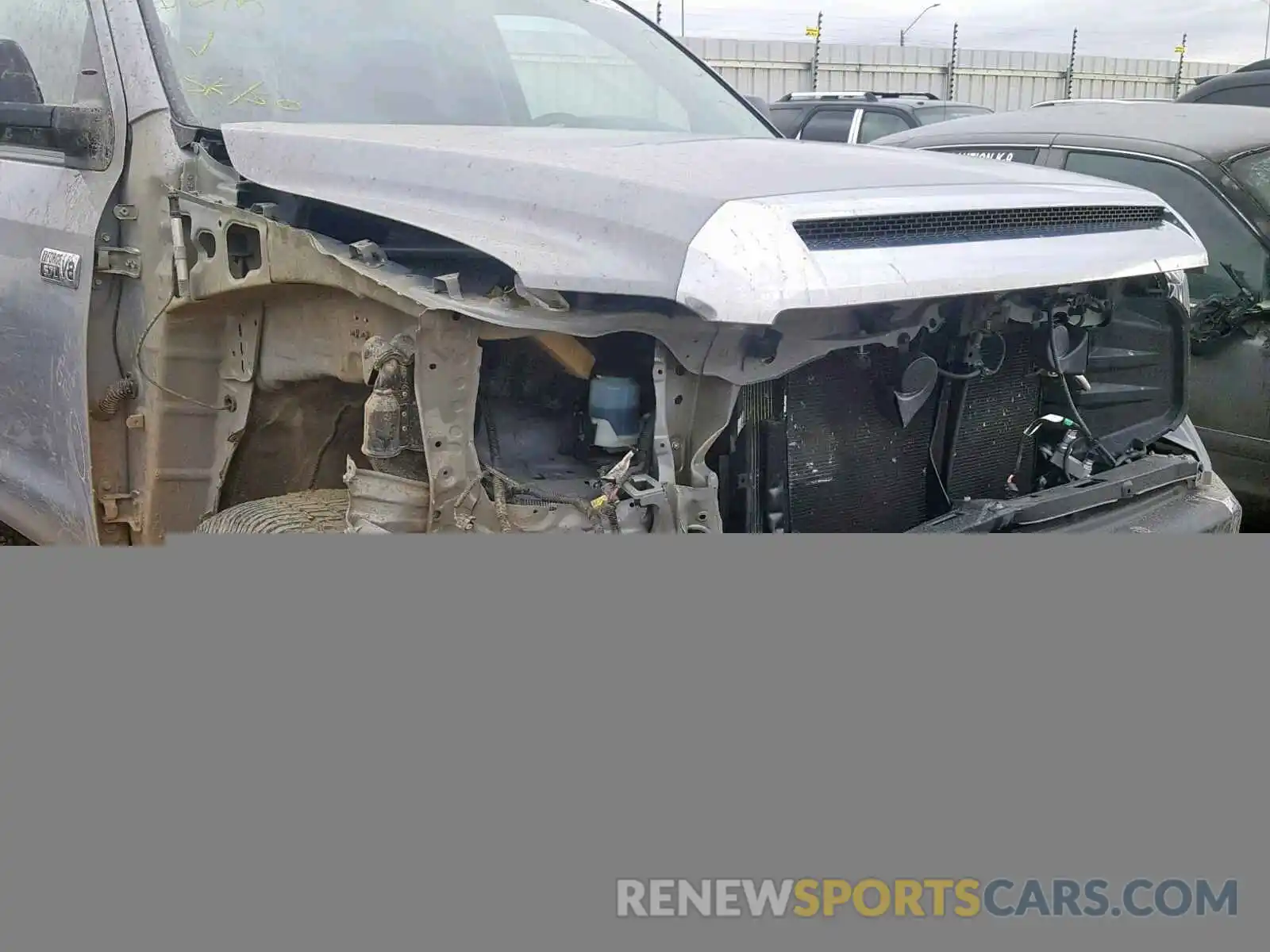 9 Photograph of a damaged car 5TFDY5F17KX783321 TOYOTA TUNDRA CRE 2019
