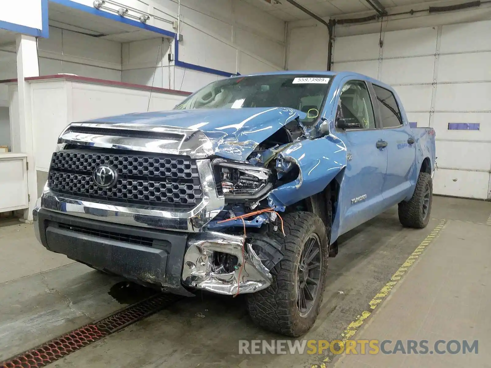 2 Photograph of a damaged car 5TFDY5F17KX843078 TOYOTA TUNDRA CRE 2019