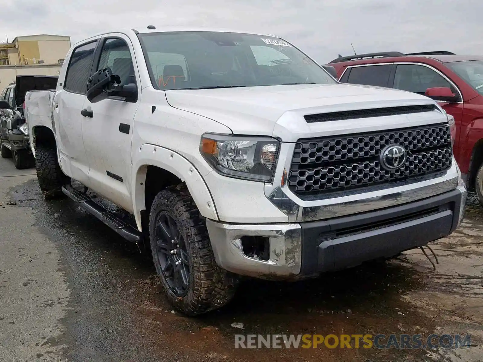 1 Photograph of a damaged car 5TFDY5F18KX805701 TOYOTA TUNDRA CRE 2019