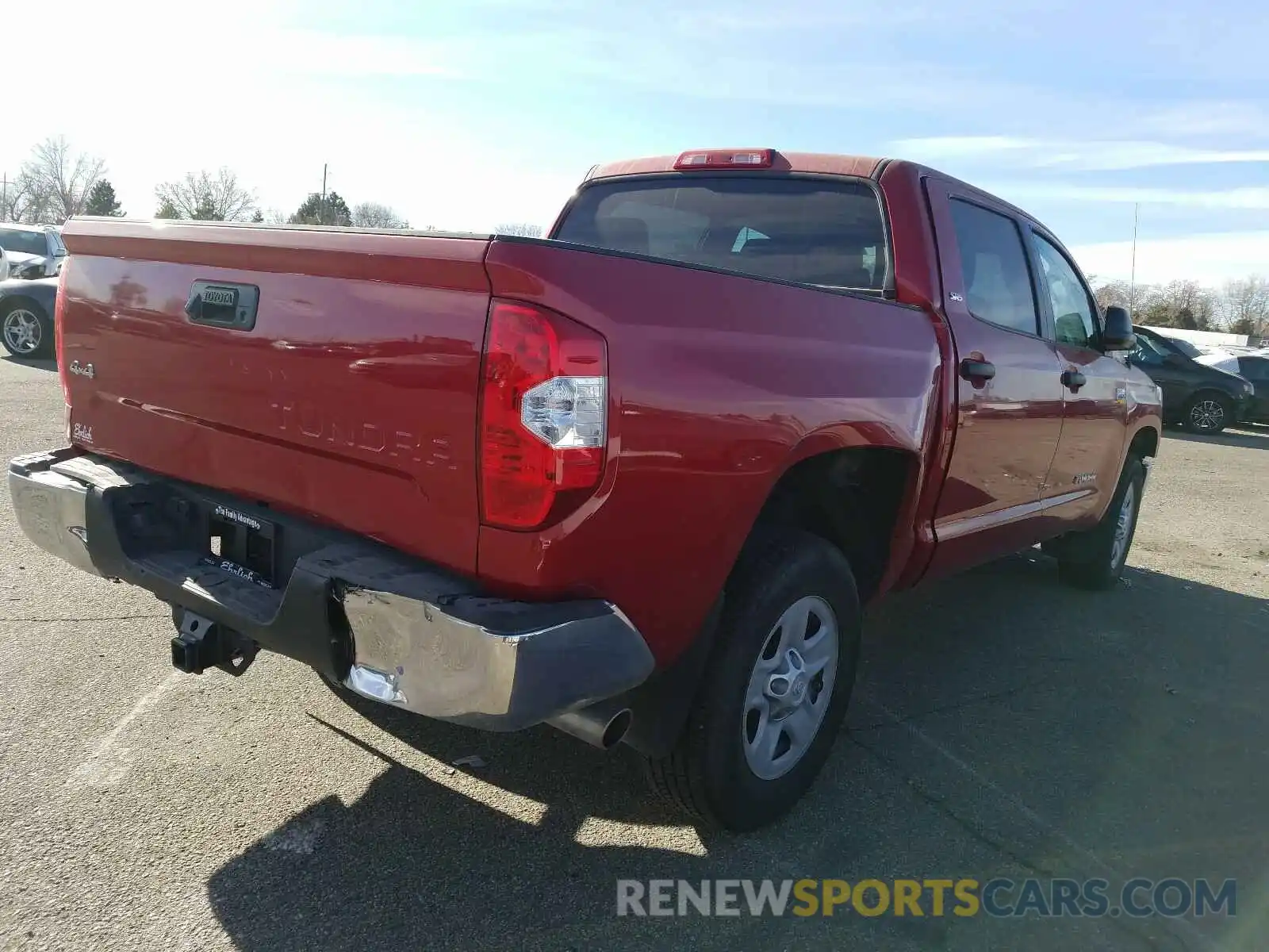 4 Photograph of a damaged car 5TFDY5F19KX831899 TOYOTA TUNDRA CRE 2019