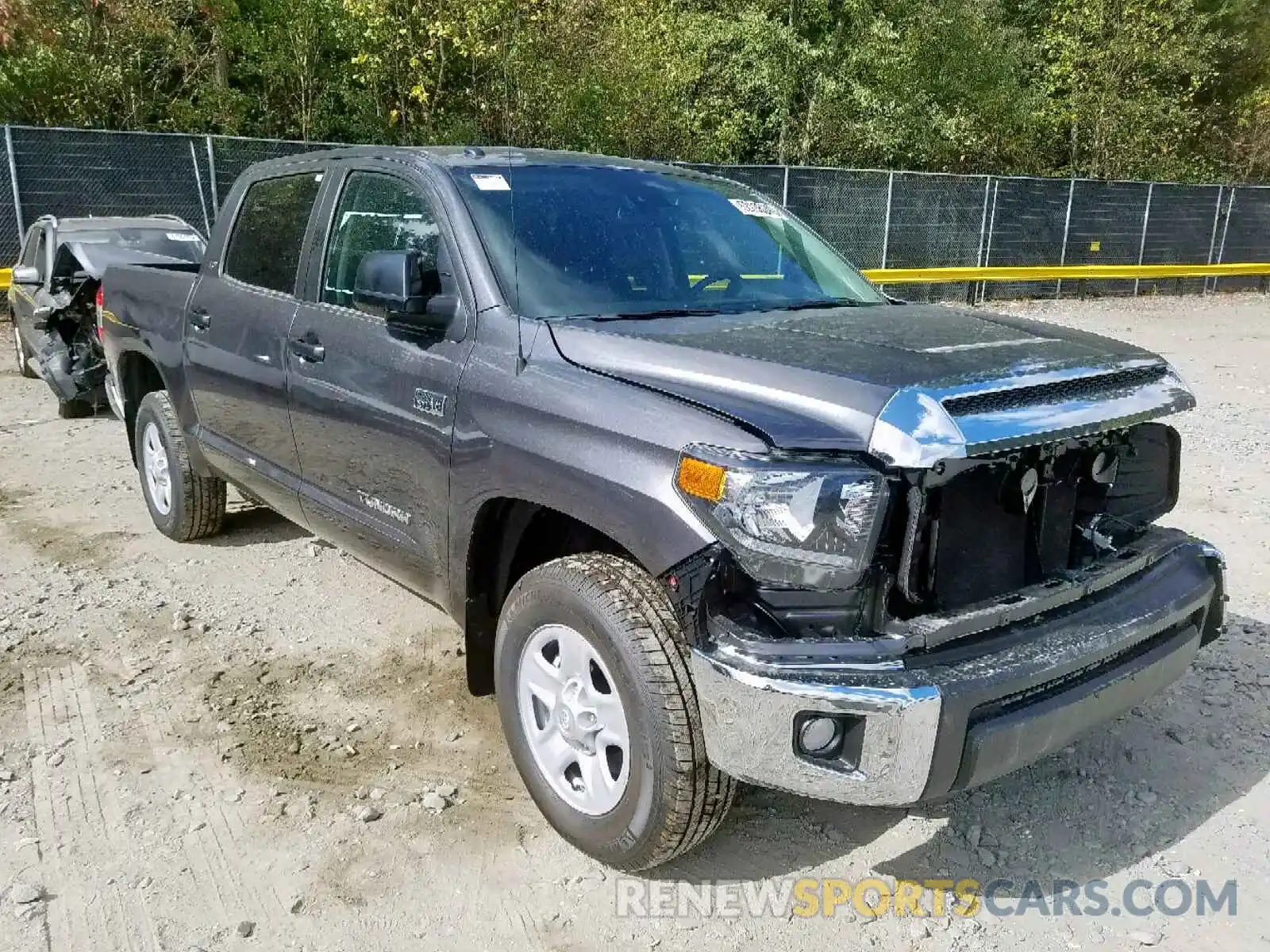 1 Photograph of a damaged car 5TFDY5F1XKX834407 TOYOTA TUNDRA CRE 2019