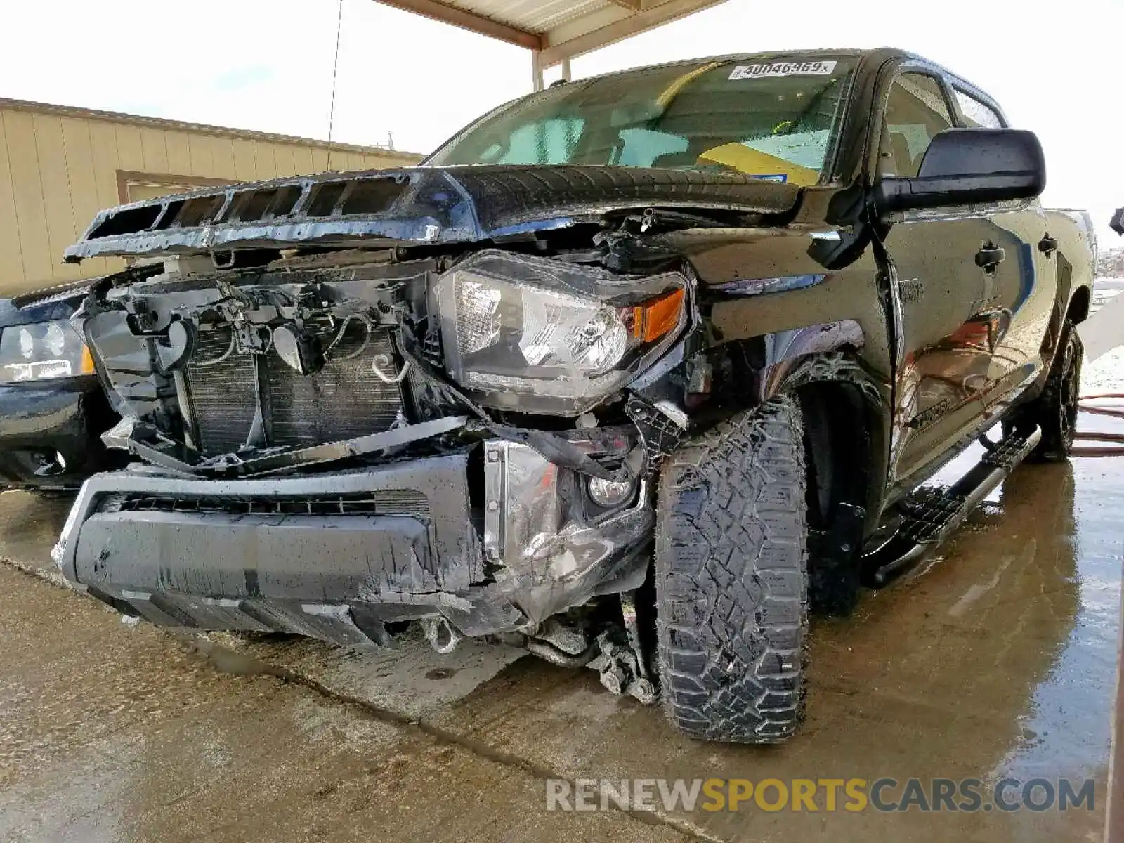 2 Photograph of a damaged car 5TFEY5F18KX246798 TOYOTA TUNDRA CRE 2019