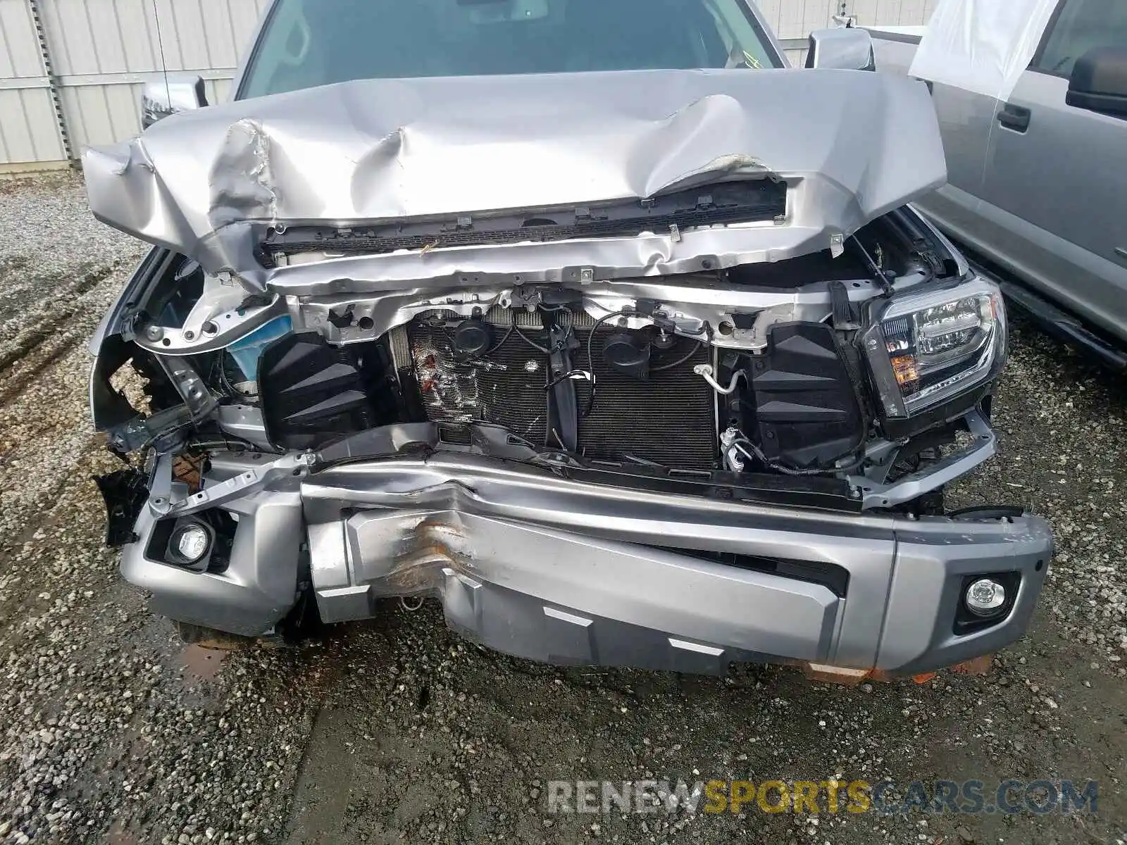 7 Фотография поврежденного автомобиля 5TFGY5F18KX250598 TOYOTA TUNDRA CRE 2019