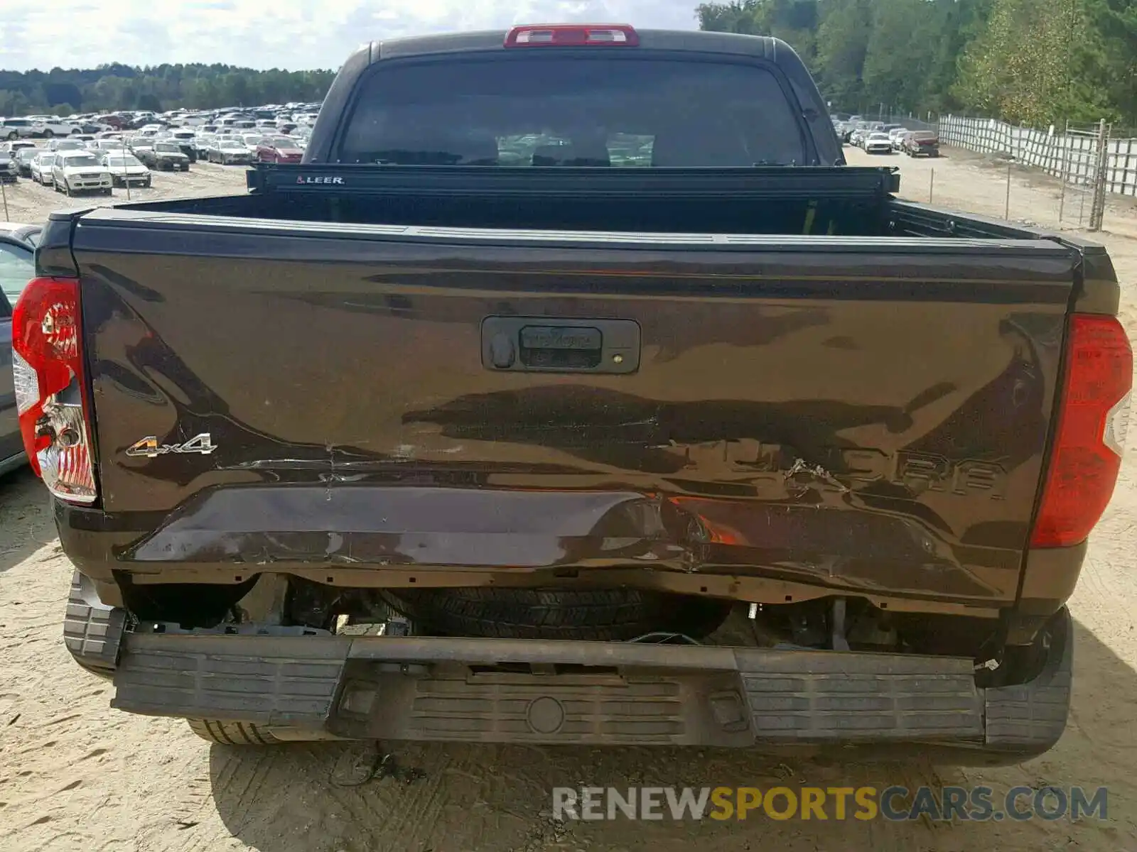 9 Photograph of a damaged car 5TFHY5F16KX822580 TOYOTA TUNDRA CRE 2019