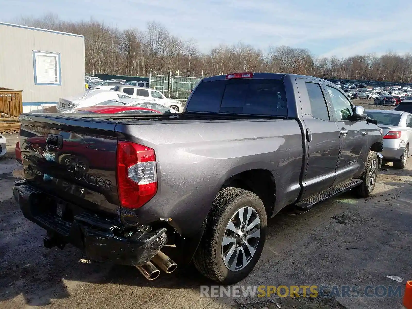 4 Photograph of a damaged car 5TFBY5F14KX835818 TOYOTA TUNDRA DOU 2019