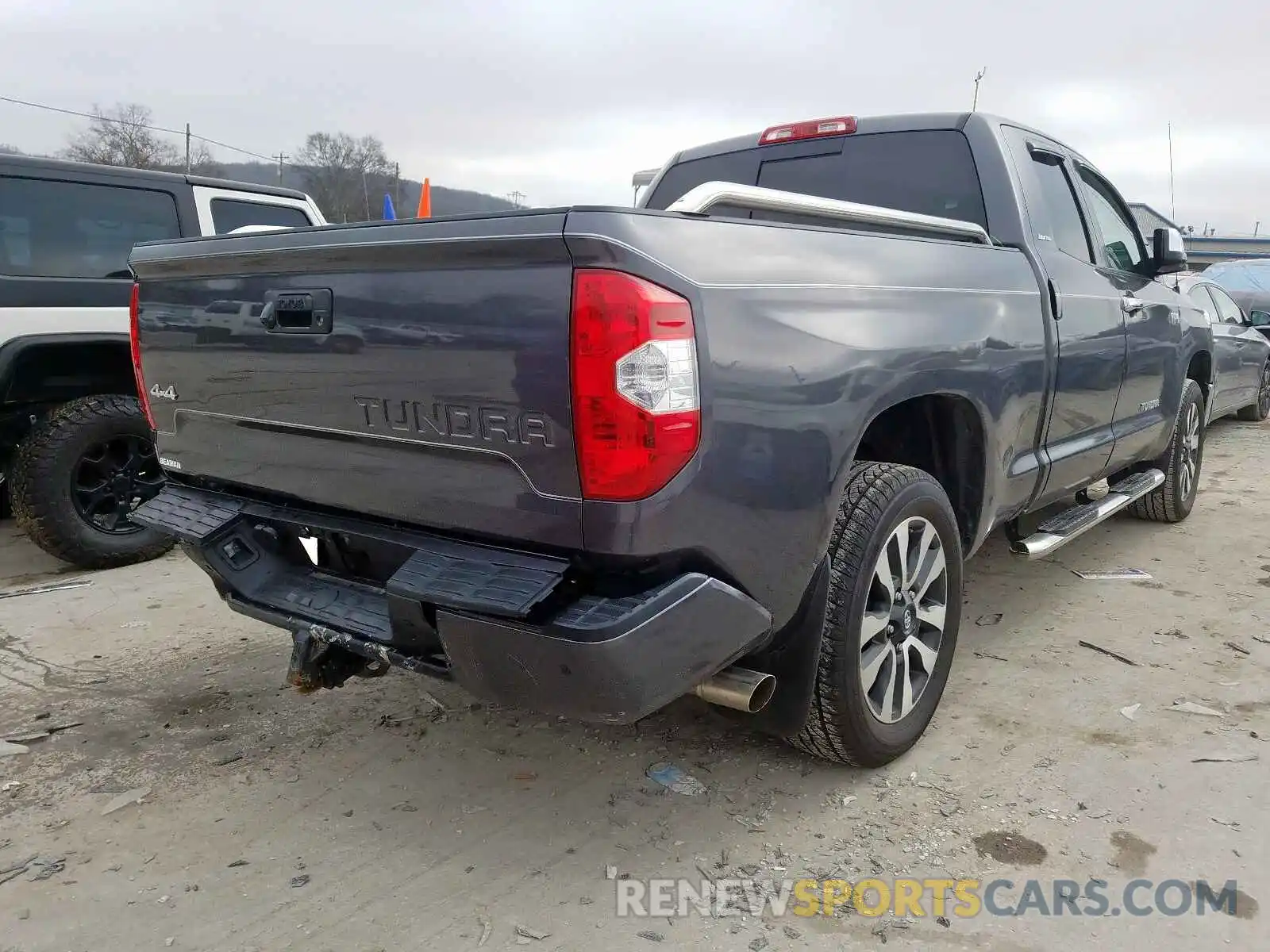 4 Photograph of a damaged car 5TFBY5F15KX799329 TOYOTA TUNDRA DOU 2019