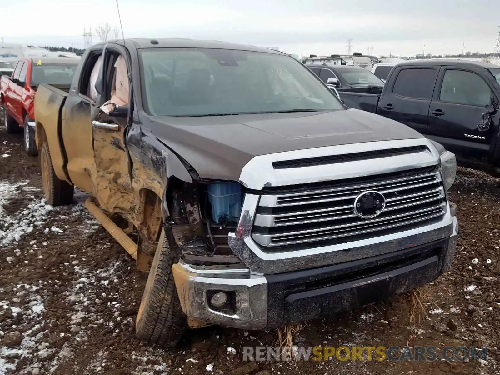 1 Photograph of a damaged car 5TFBY5F17KX806409 TOYOTA TUNDRA DOU 2019