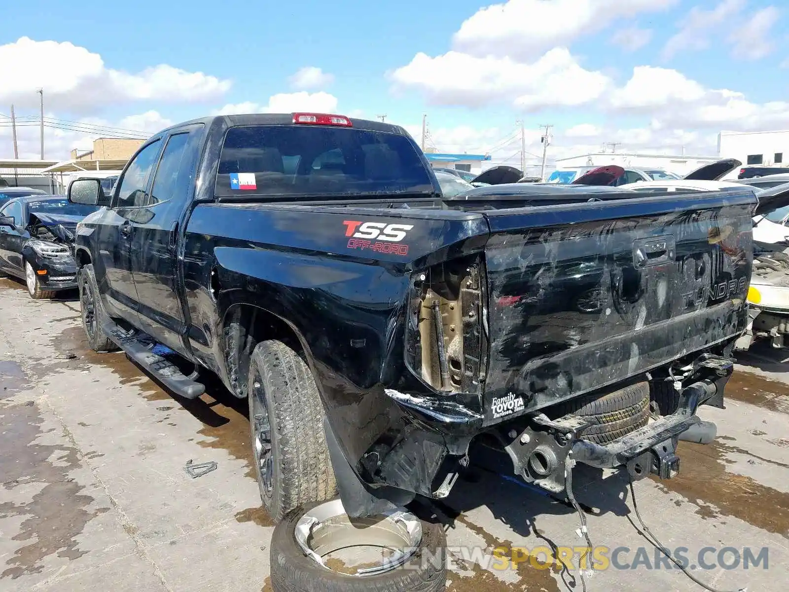 3 Photograph of a damaged car 5TFRM5F11KX139573 TOYOTA TUNDRA DOU 2019