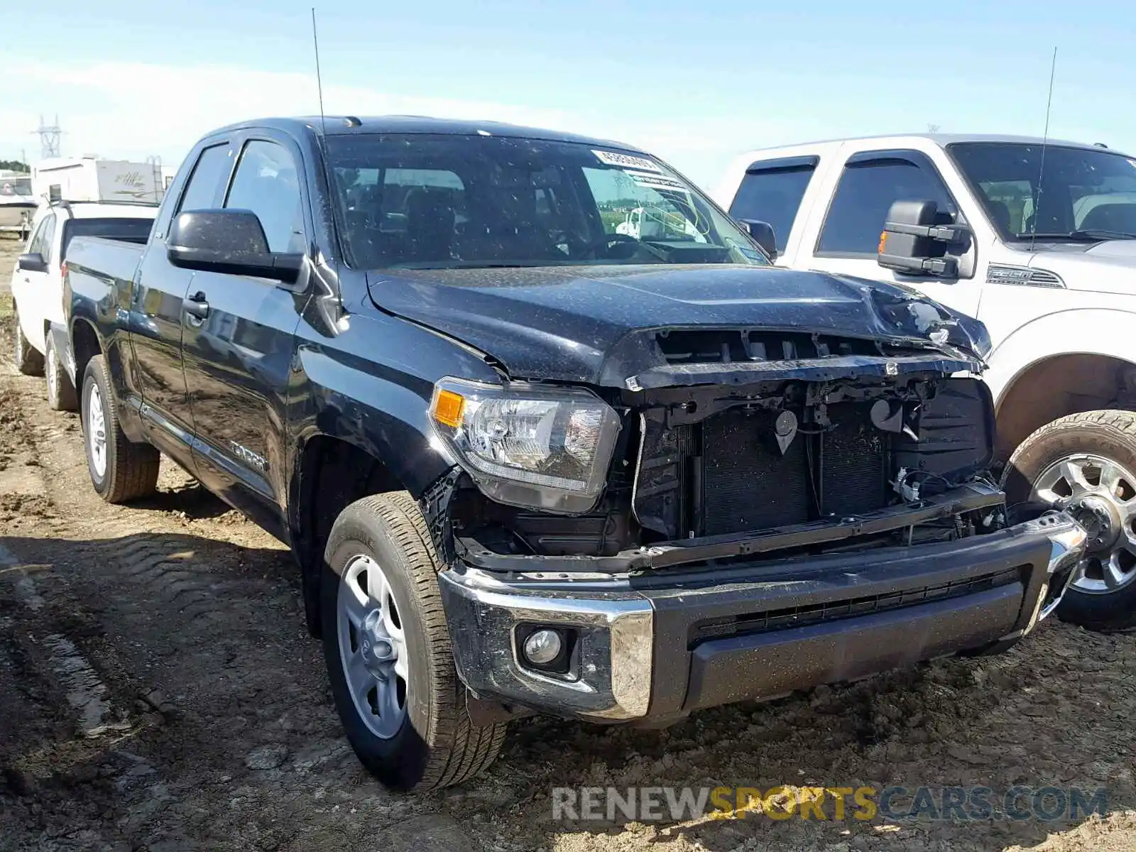 1 Photograph of a damaged car 5TFRM5F13KX135119 TOYOTA TUNDRA DOU 2019