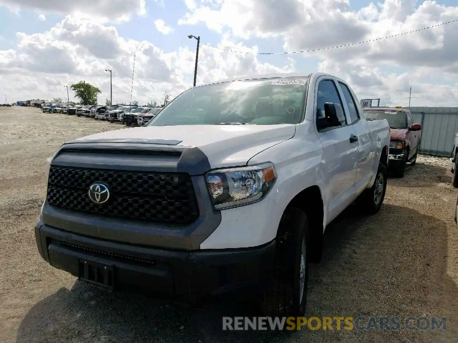 2 Photograph of a damaged car 5TFRM5F17KX135818 TOYOTA TUNDRA DOU 2019