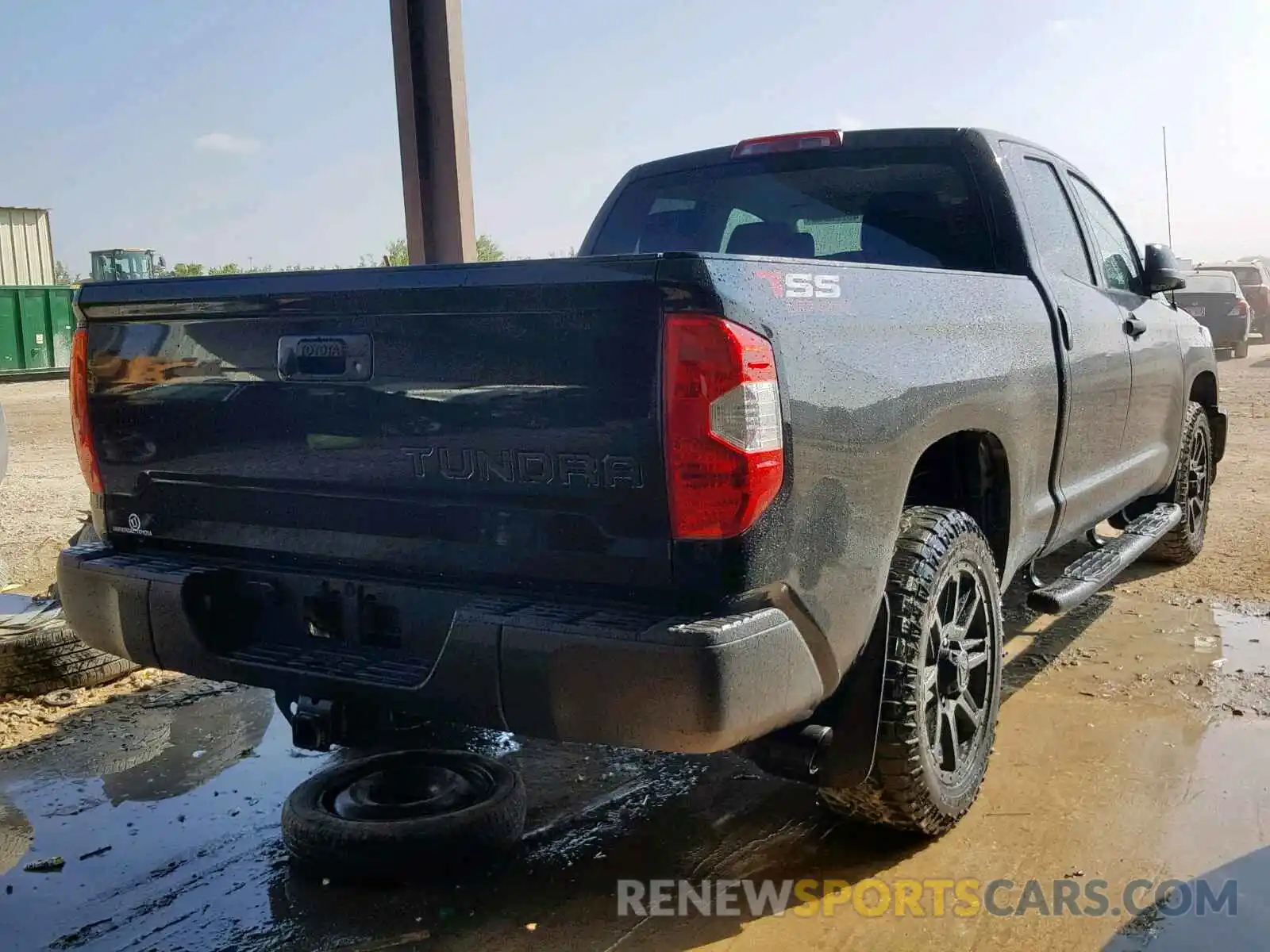 4 Photograph of a damaged car 5TFRM5F1XKX143797 TOYOTA TUNDRA DOU 2019