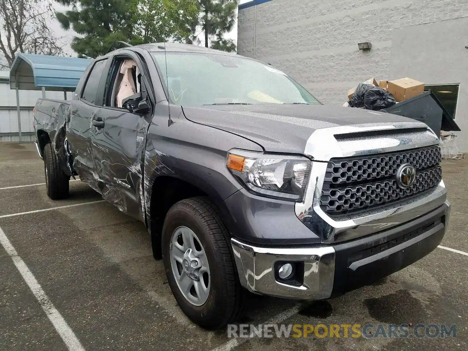 1 Photograph of a damaged car 5TFRY5F11KX249222 TOYOTA TUNDRA DOU 2019