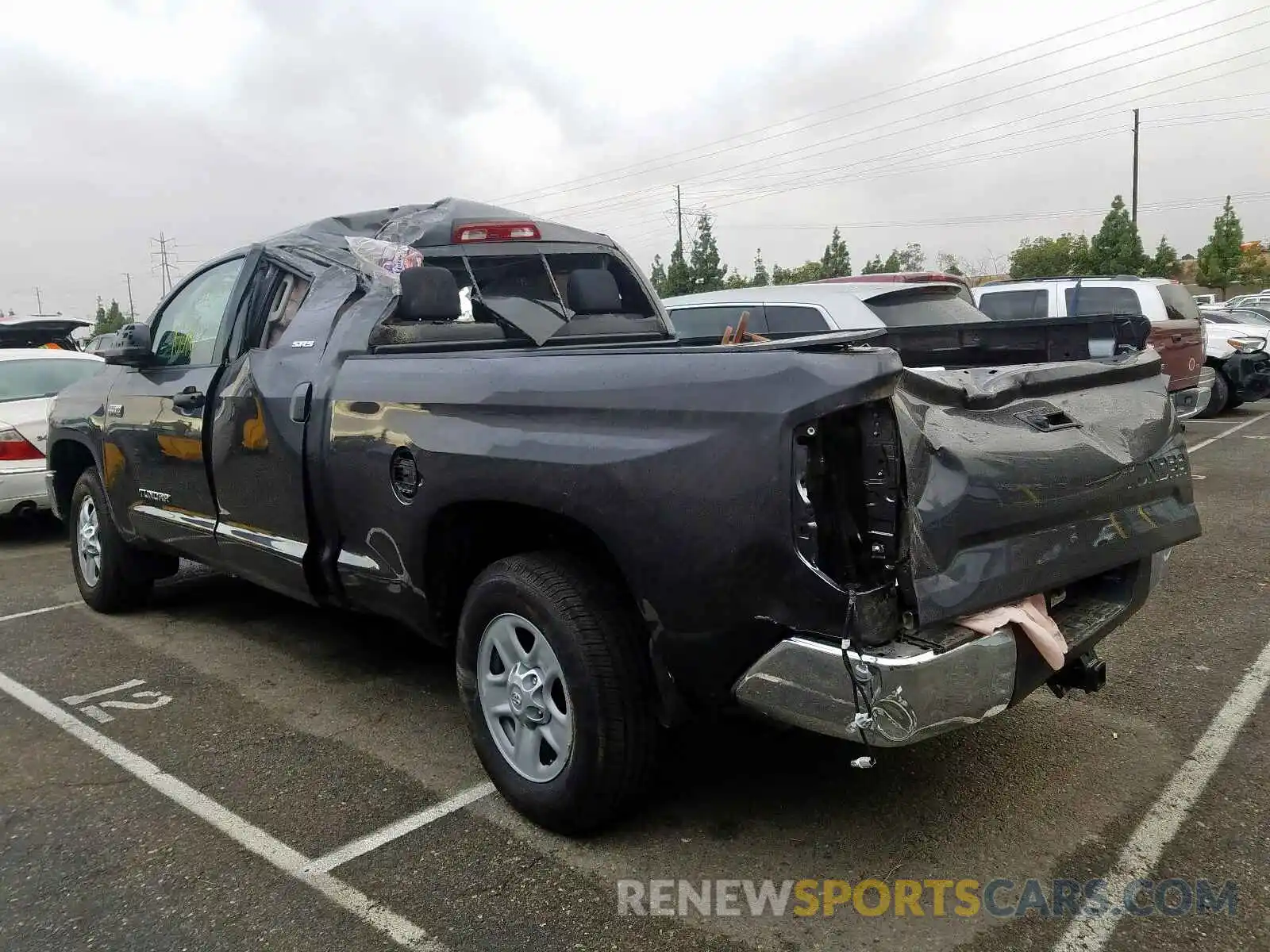 3 Photograph of a damaged car 5TFRY5F11KX249222 TOYOTA TUNDRA DOU 2019