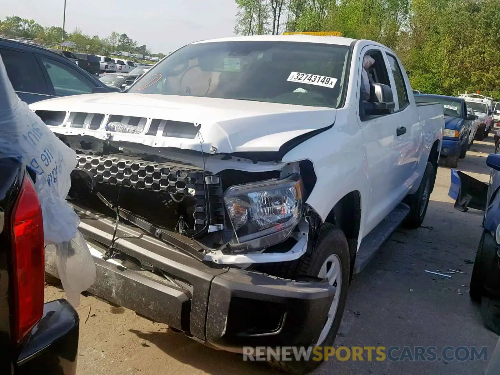 2 Photograph of a damaged car 5TFUM5F10KX081272 TOYOTA TUNDRA DOU 2019