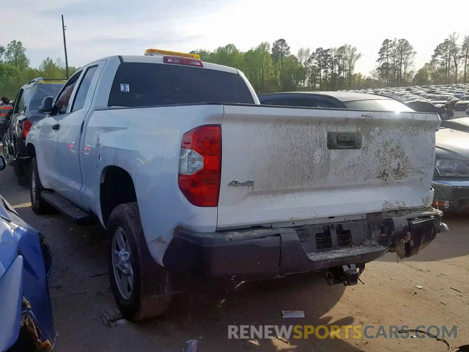 3 Photograph of a damaged car 5TFUM5F10KX081272 TOYOTA TUNDRA DOU 2019