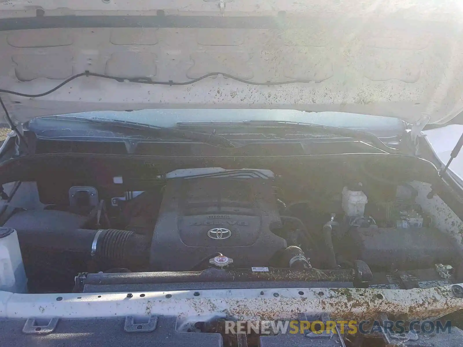 7 Photograph of a damaged car 5TFUM5F15KX081946 TOYOTA TUNDRA DOU 2019