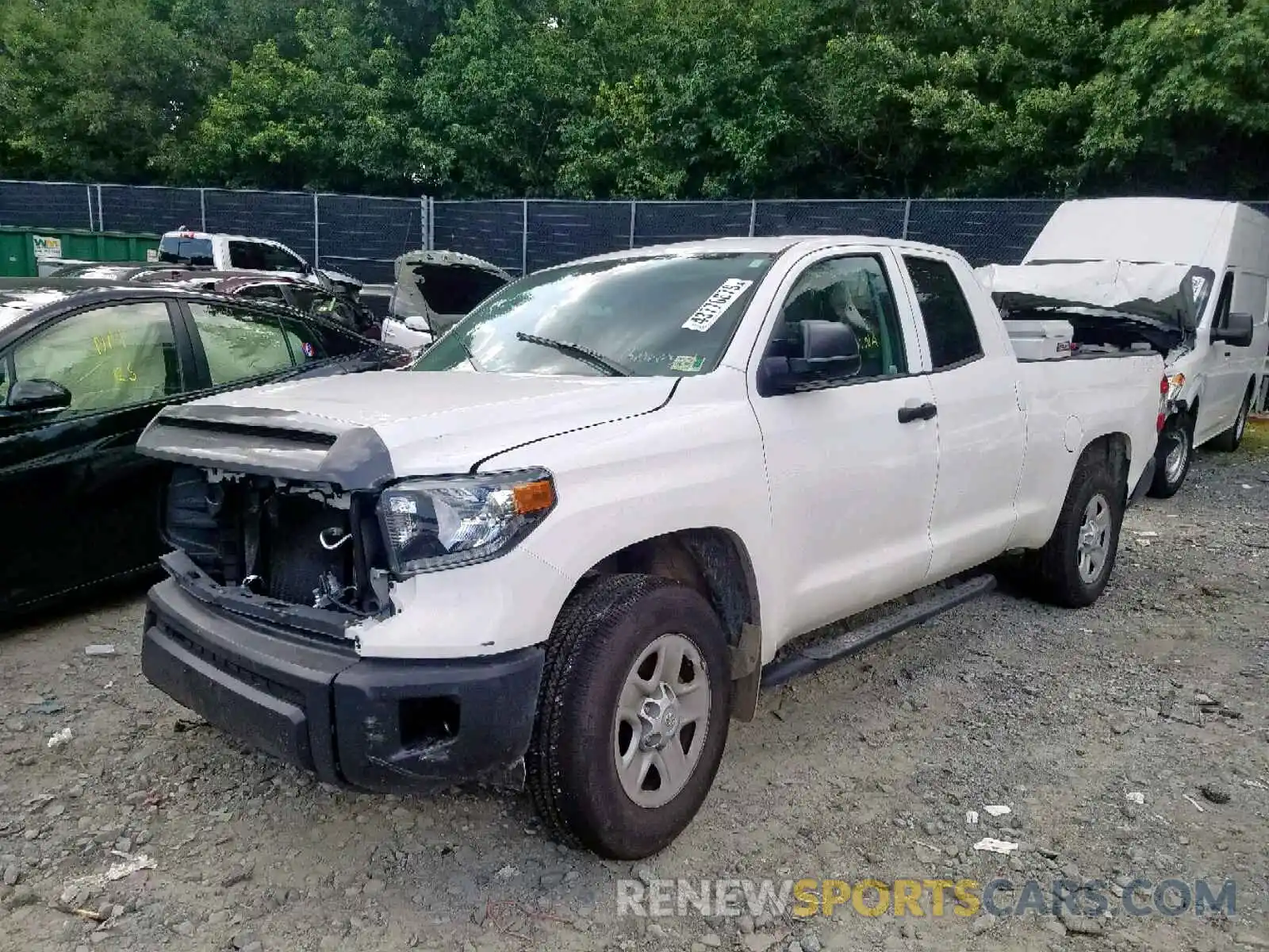 2 Photograph of a damaged car 5TFUM5F16KX081180 TOYOTA TUNDRA DOU 2019