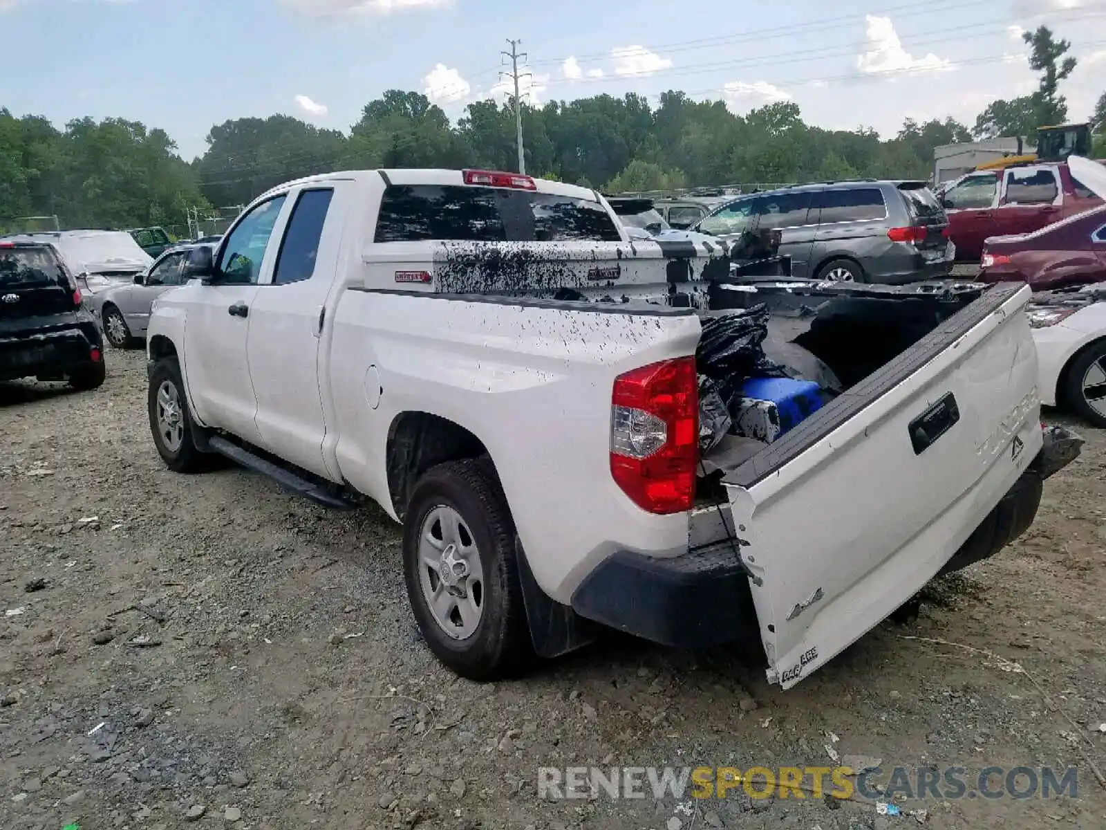 3 Photograph of a damaged car 5TFUM5F16KX081180 TOYOTA TUNDRA DOU 2019