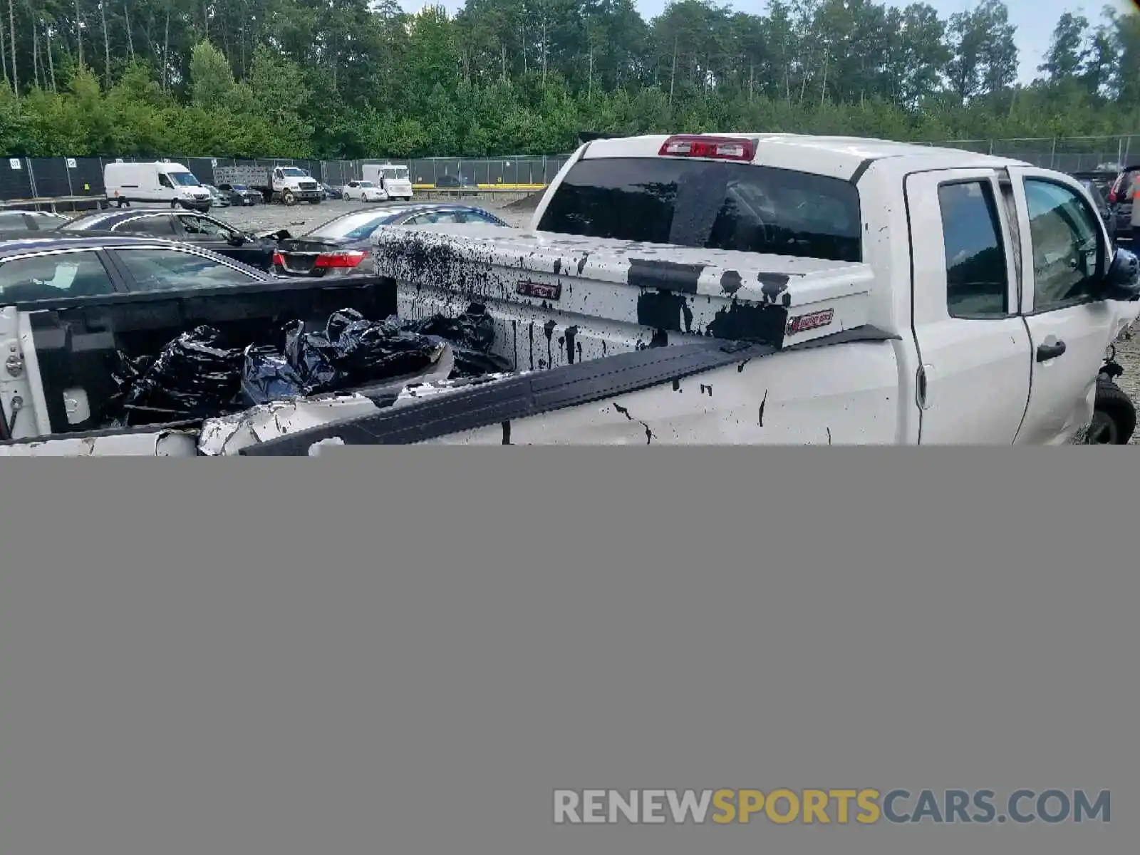 9 Photograph of a damaged car 5TFUM5F16KX081180 TOYOTA TUNDRA DOU 2019