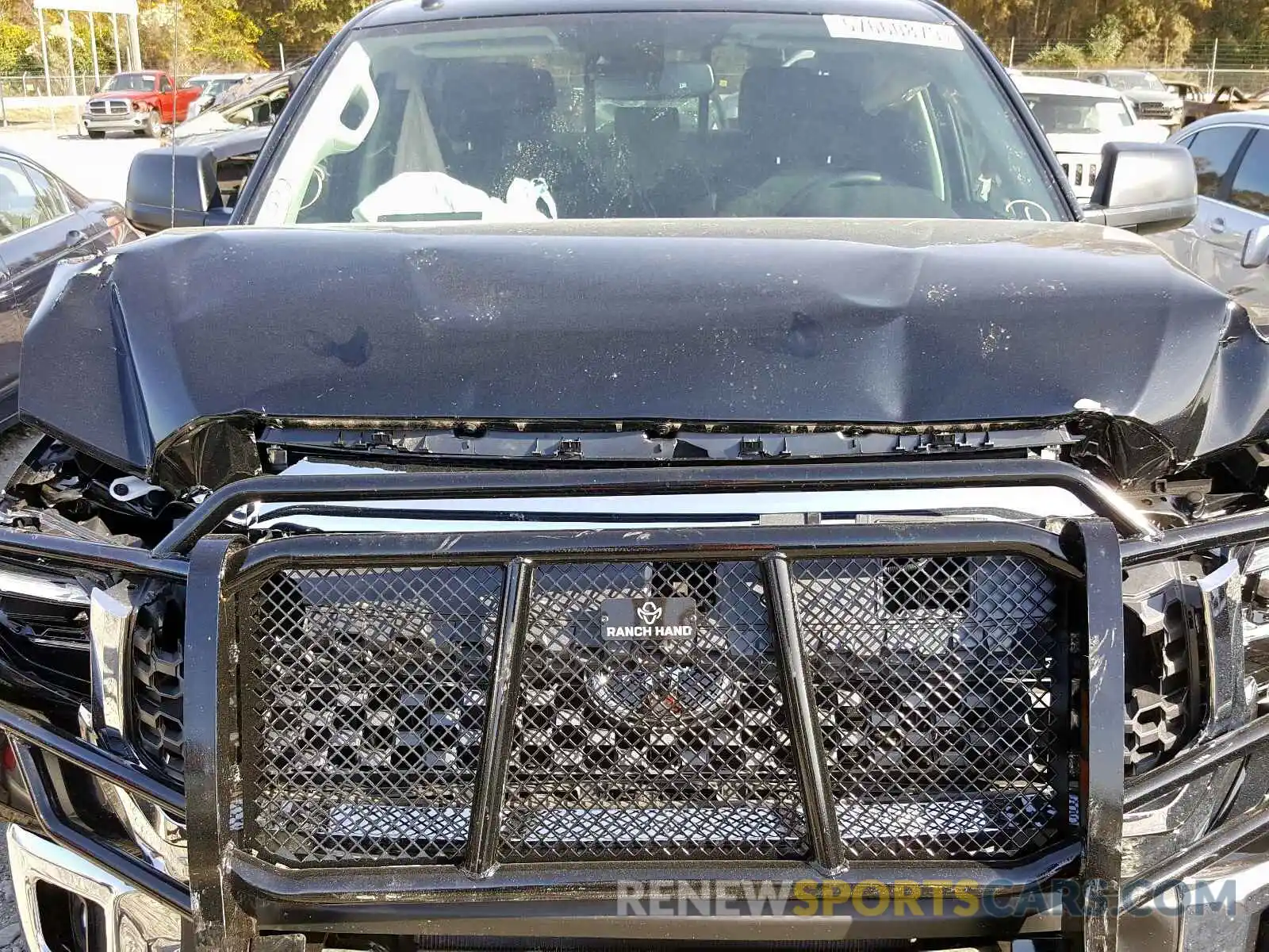 7 Photograph of a damaged car 5TFUW5F13KX838059 TOYOTA TUNDRA DOU 2019