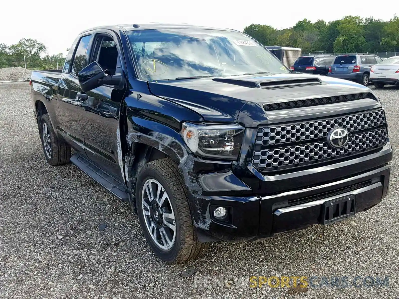 1 Photograph of a damaged car 5TFUW5F1XKX840102 TOYOTA TUNDRA DOU 2019