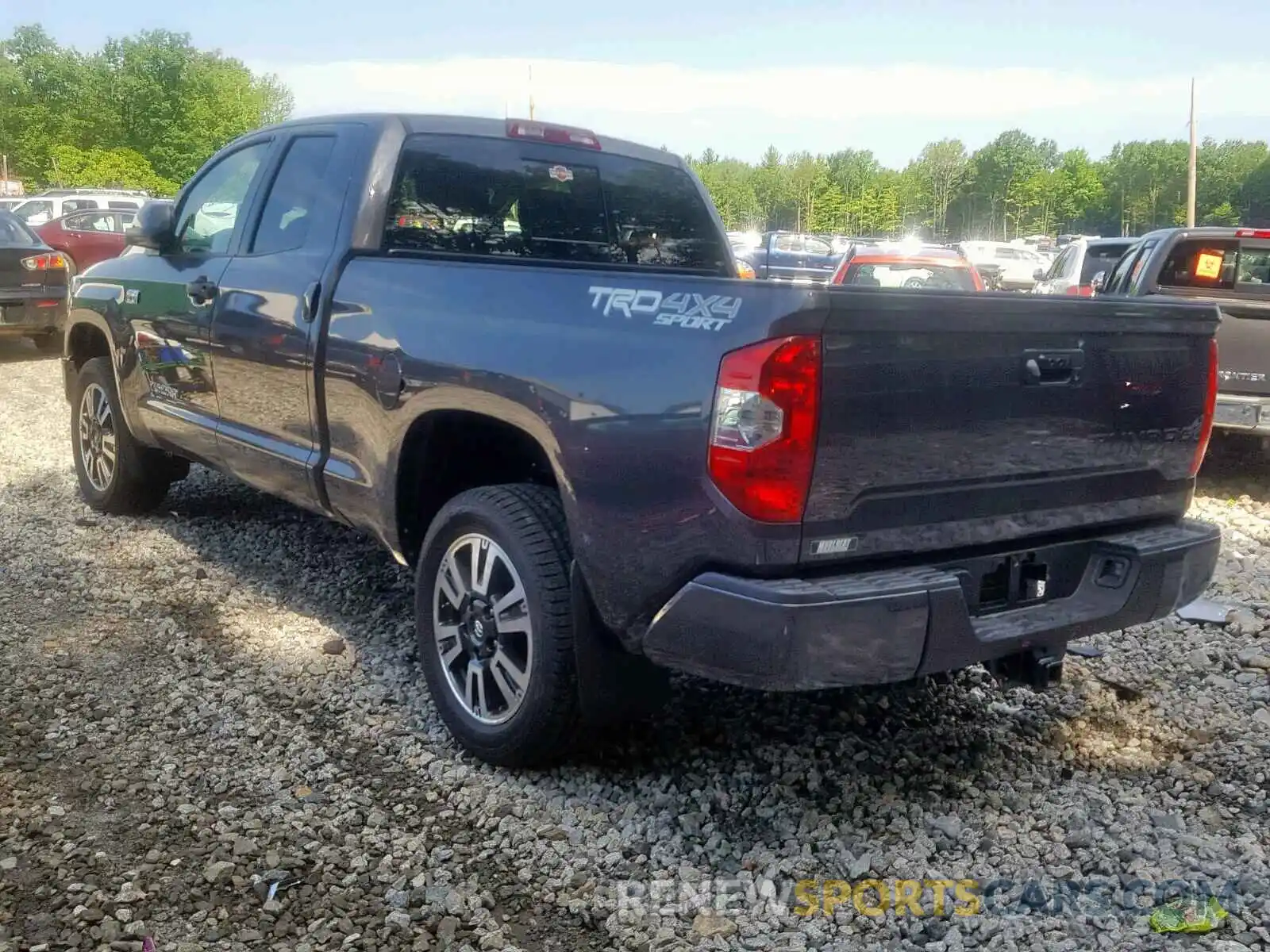 3 Photograph of a damaged car 5TFUY5F12KX834837 TOYOTA TUNDRA DOU 2019