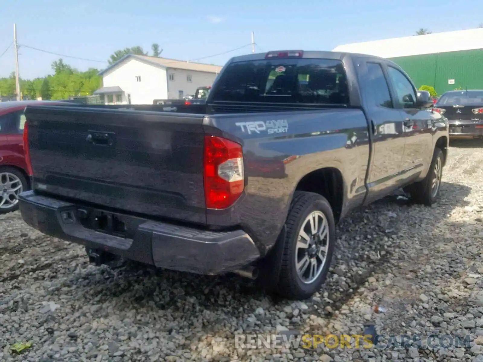 4 Photograph of a damaged car 5TFUY5F12KX834837 TOYOTA TUNDRA DOU 2019