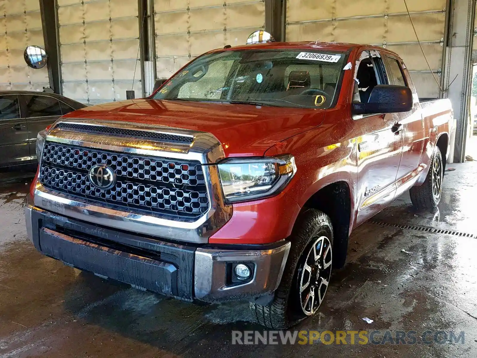 2 Photograph of a damaged car 5TFUY5F19KX788679 TOYOTA TUNDRA DOU 2019