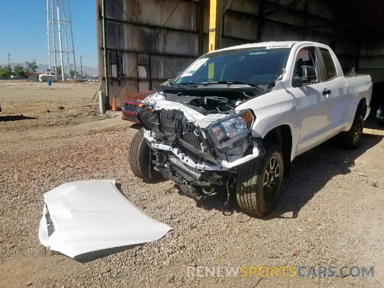 2 Photograph of a damaged car 5TFUY5F1XKX843771 TOYOTA TUNDRA DOU 2019