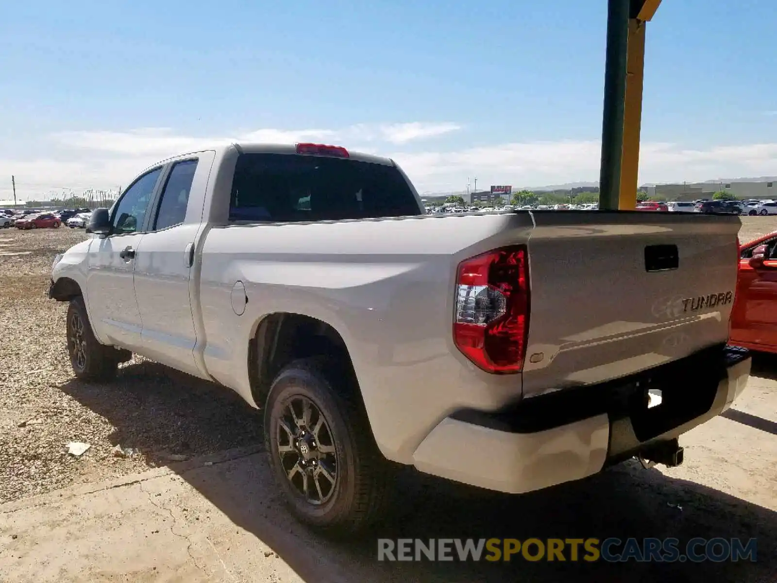 3 Photograph of a damaged car 5TFUY5F1XKX843771 TOYOTA TUNDRA DOU 2019