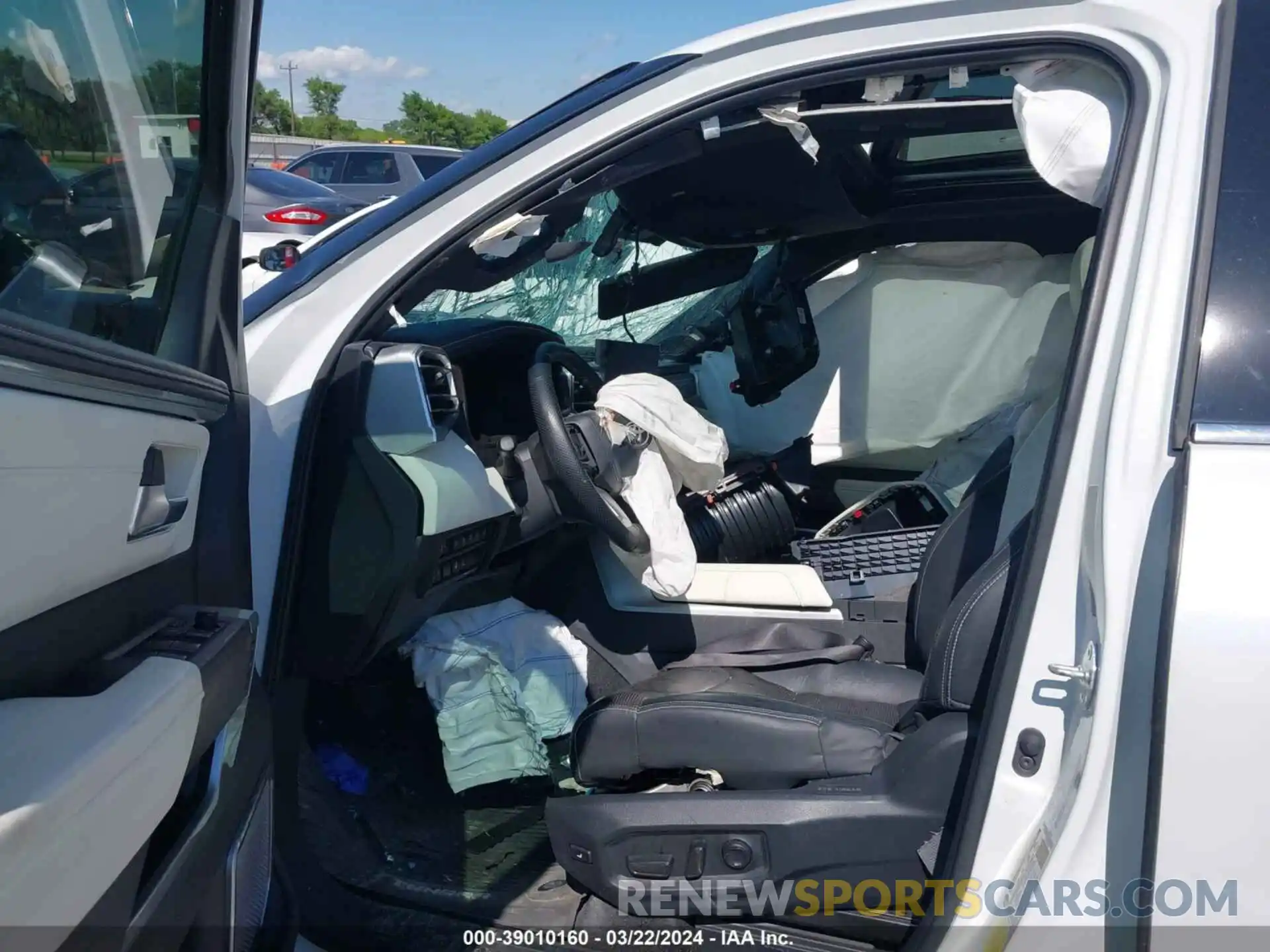 5 Photograph of a damaged car 5TFVC5DB2NX002773 TOYOTA TUNDRA HYBRID 2022