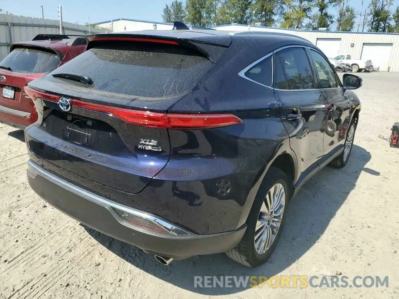 4 Photograph of a damaged car JTEAAAAH0MJ022541 TOYOTA VENZA 2021