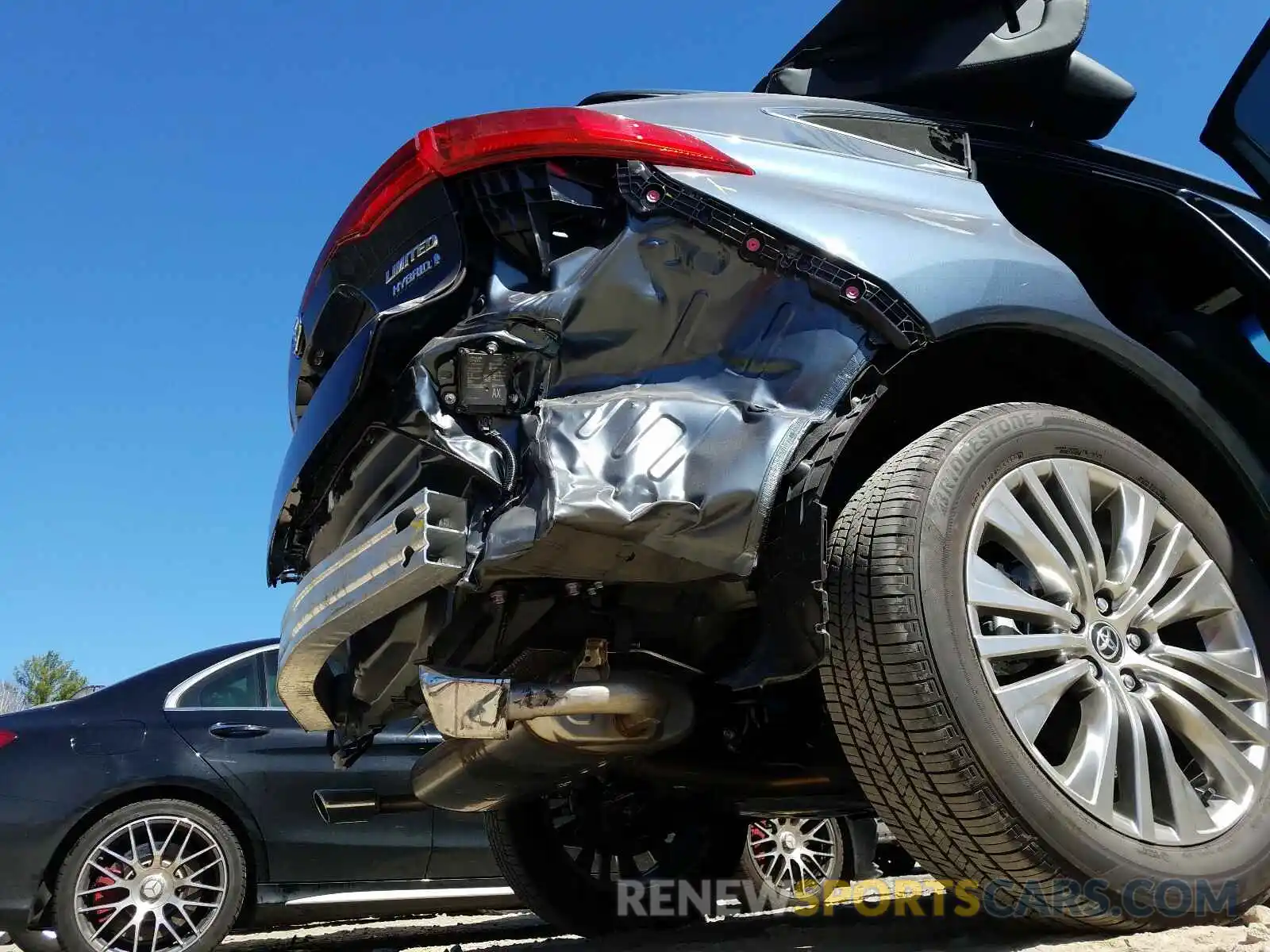 9 Photograph of a damaged car JTEAAAAH0MJ024631 TOYOTA VENZA 2021