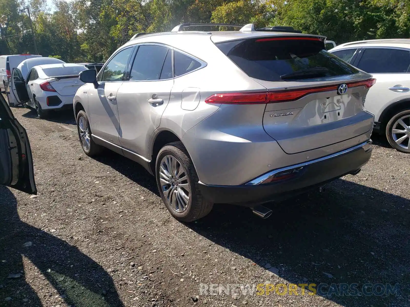 3 Photograph of a damaged car JTEAAAAH0MJ029425 TOYOTA VENZA 2021