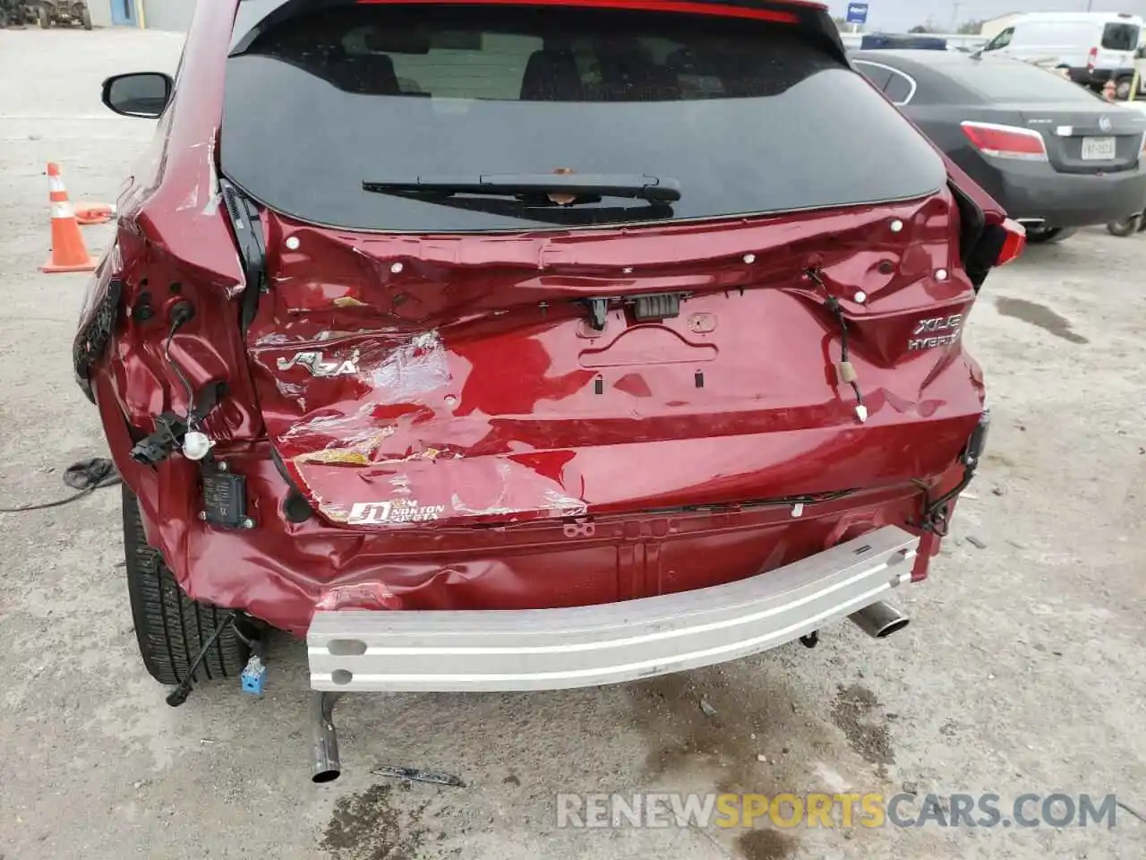 9 Photograph of a damaged car JTEAAAAH0MJ032437 TOYOTA VENZA 2021