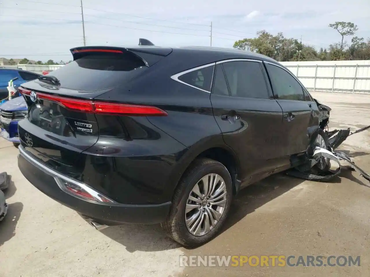 4 Photograph of a damaged car JTEAAAAH0MJ044393 TOYOTA VENZA 2021