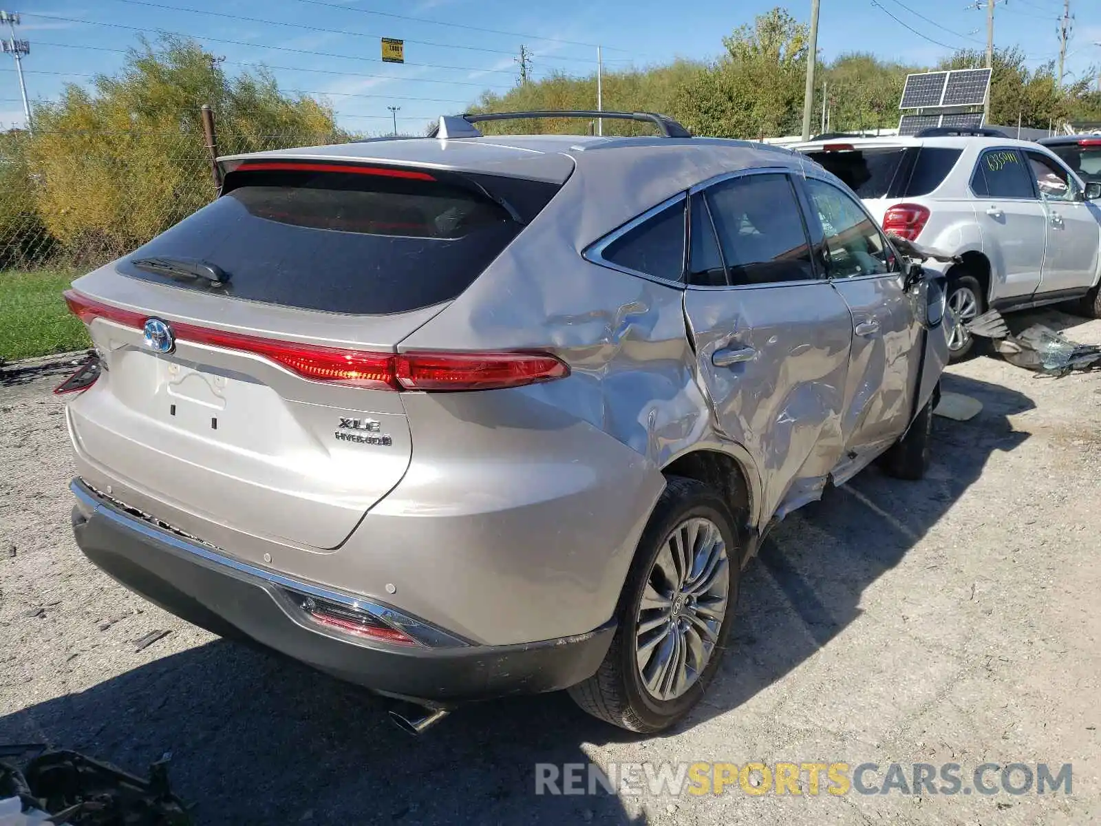 4 Photograph of a damaged car JTEAAAAH0MJ066460 TOYOTA VENZA 2021