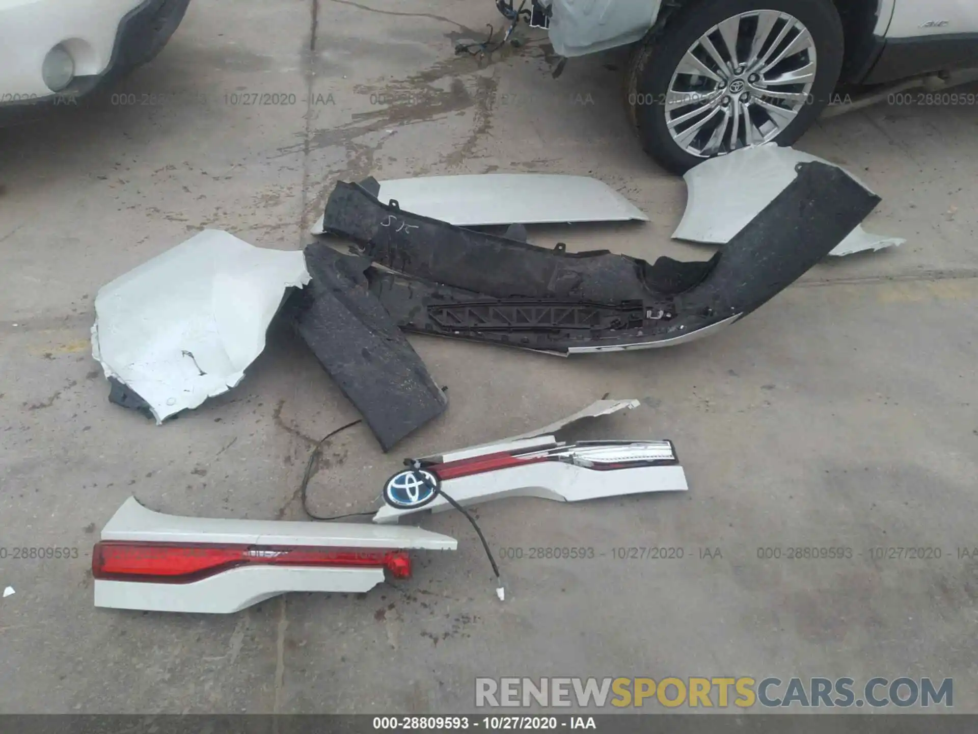 12 Photograph of a damaged car JTEAAAAH1MJ000435 TOYOTA VENZA 2021