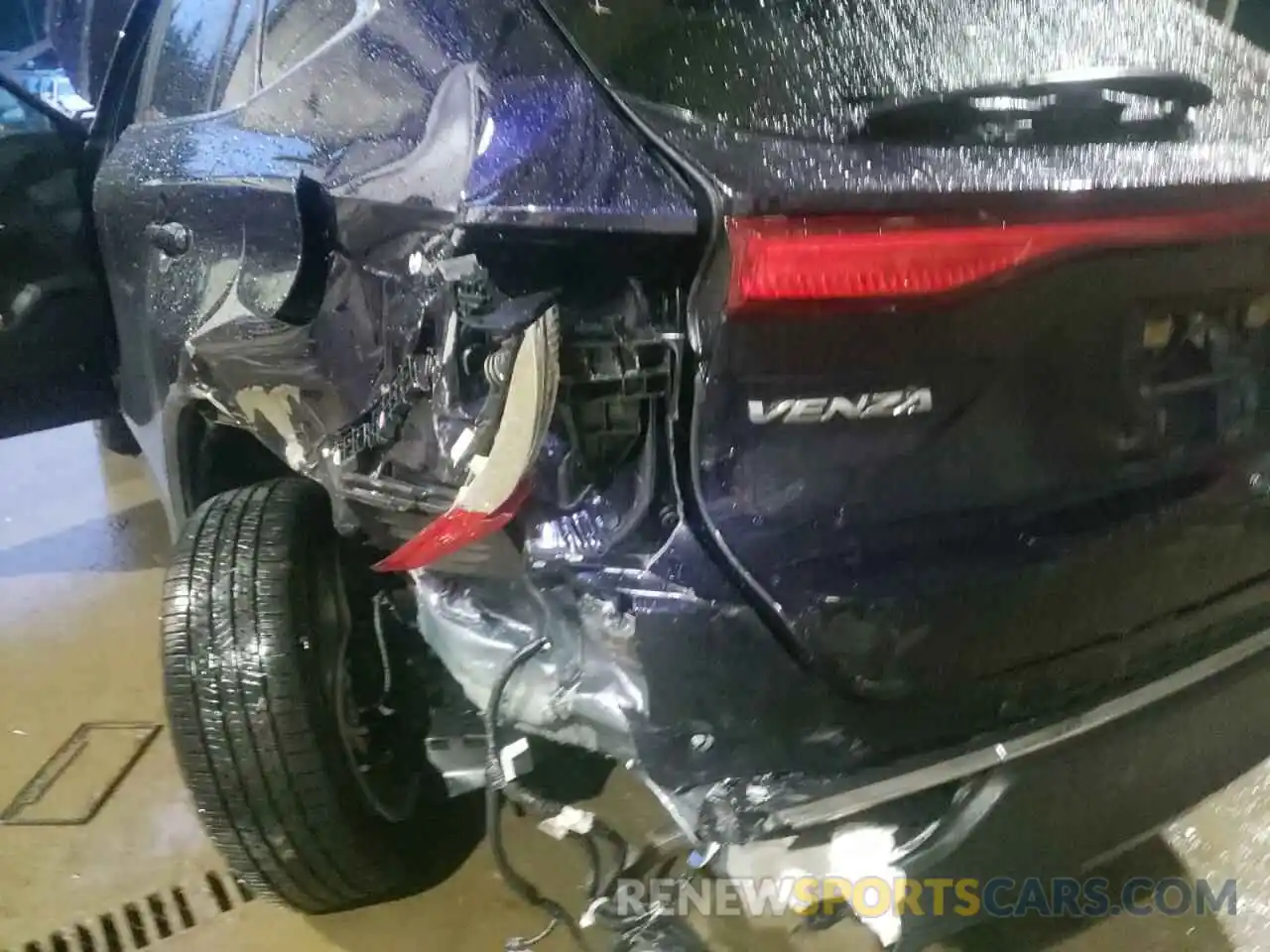 9 Photograph of a damaged car JTEAAAAH1MJ006249 TOYOTA VENZA 2021