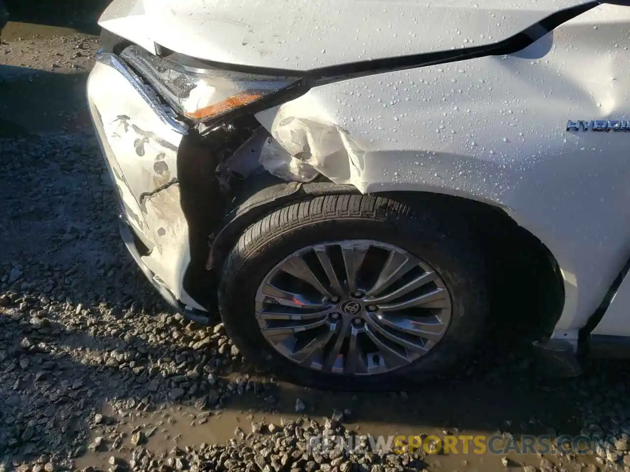 9 Photograph of a damaged car JTEAAAAH1MJ016294 TOYOTA VENZA 2021